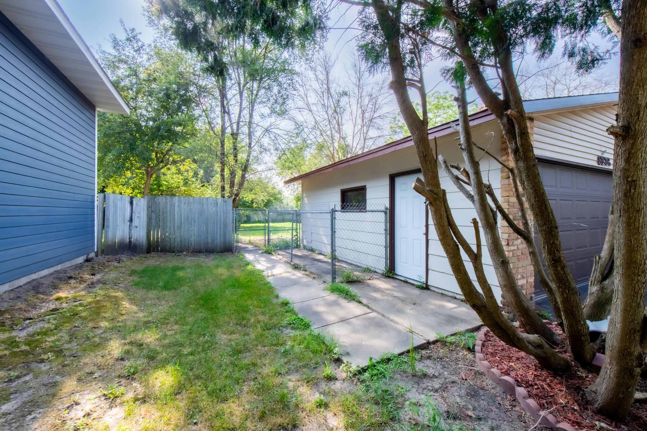 View of Residential at 8106 Groveland Road, Mounds View MN 55112, Mounds View (44 of 46) - Mike Wilen | Minnesota Team Real Estate
