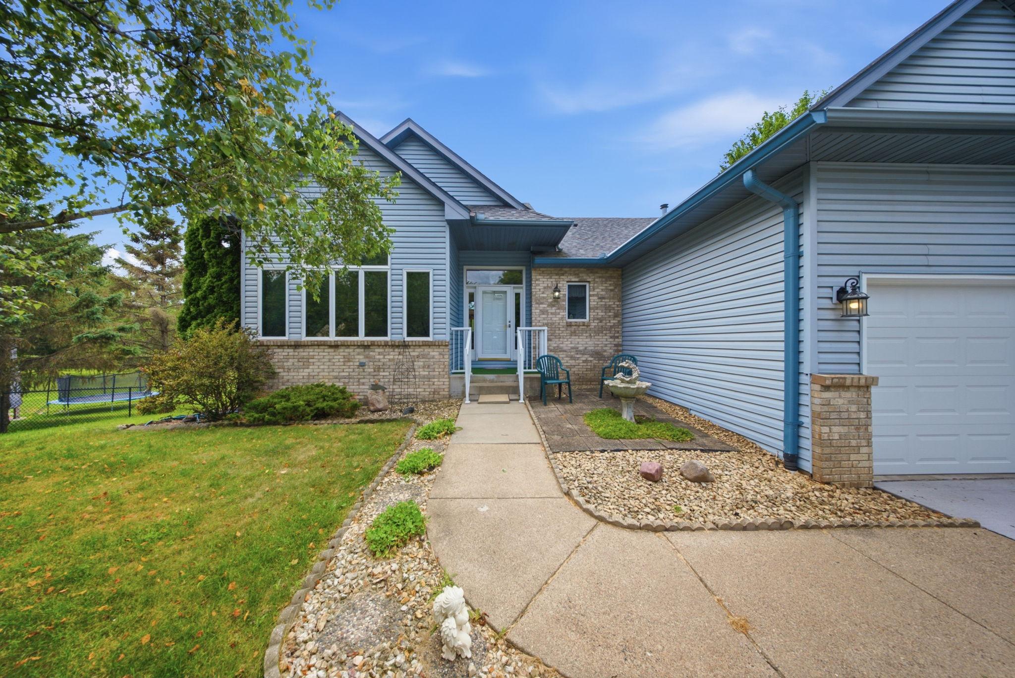 View of Residential at 4852 Hillvale Avenue, Oakdale MN 55128, Oakdale (28 of 42) - Mike Wilen | Minnesota Team Real Estate