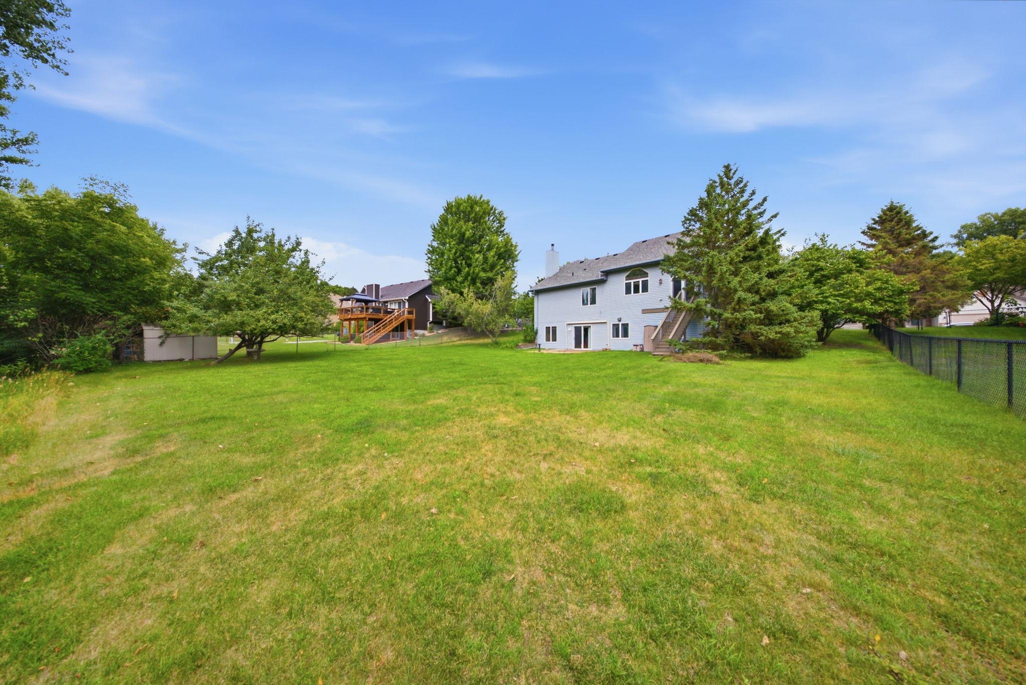 View of Residential at 4852 Hillvale Avenue, Oakdale MN 55128, Oakdale (39 of 42) - Mike Wilen | Minnesota Team Real Estate