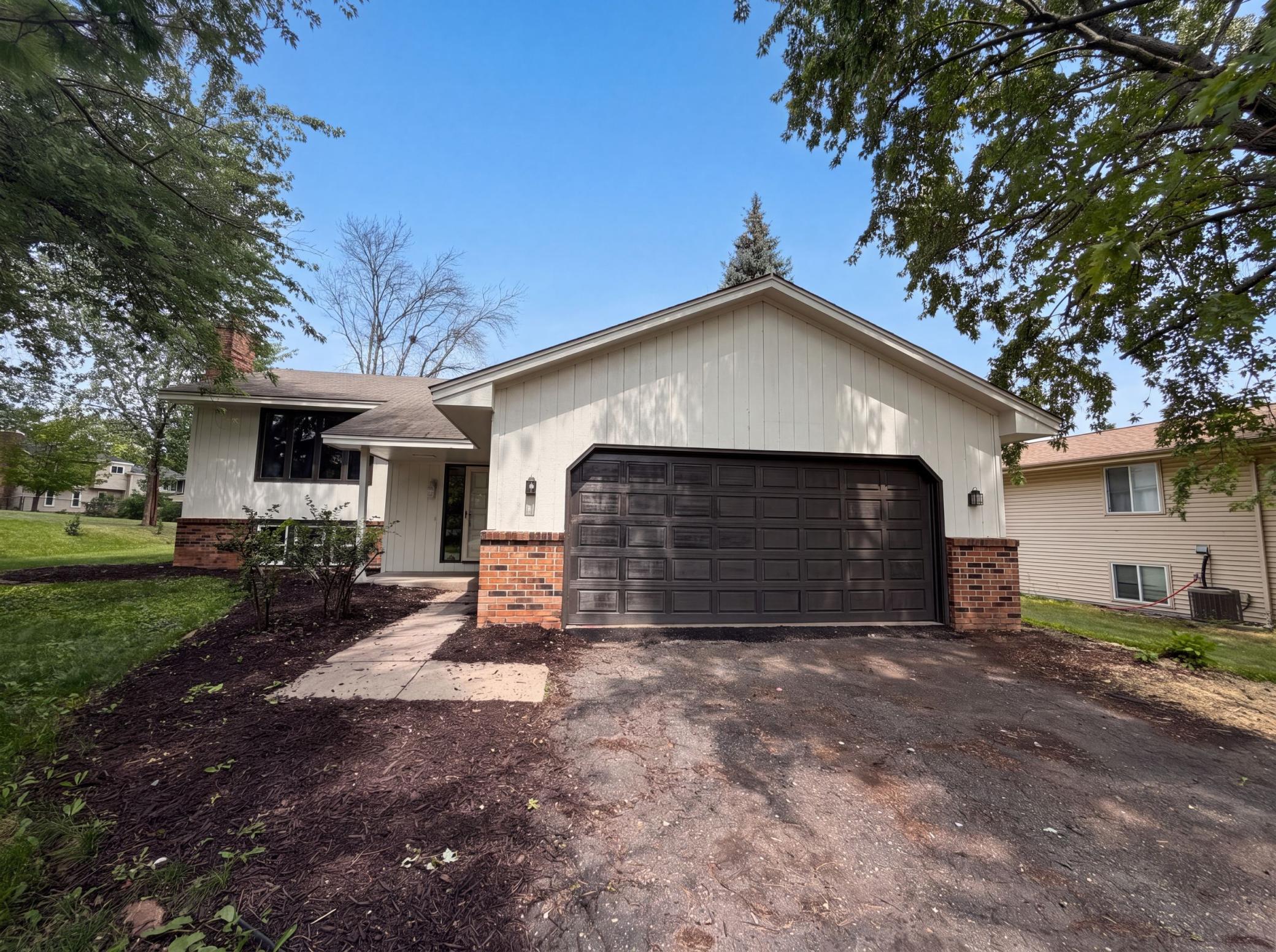 View of Residential at 12530 30th Avenue, Plymouth MN 55441, Plymouth (25 of 27) - Mike Wilen | Minnesota Team Real Estate