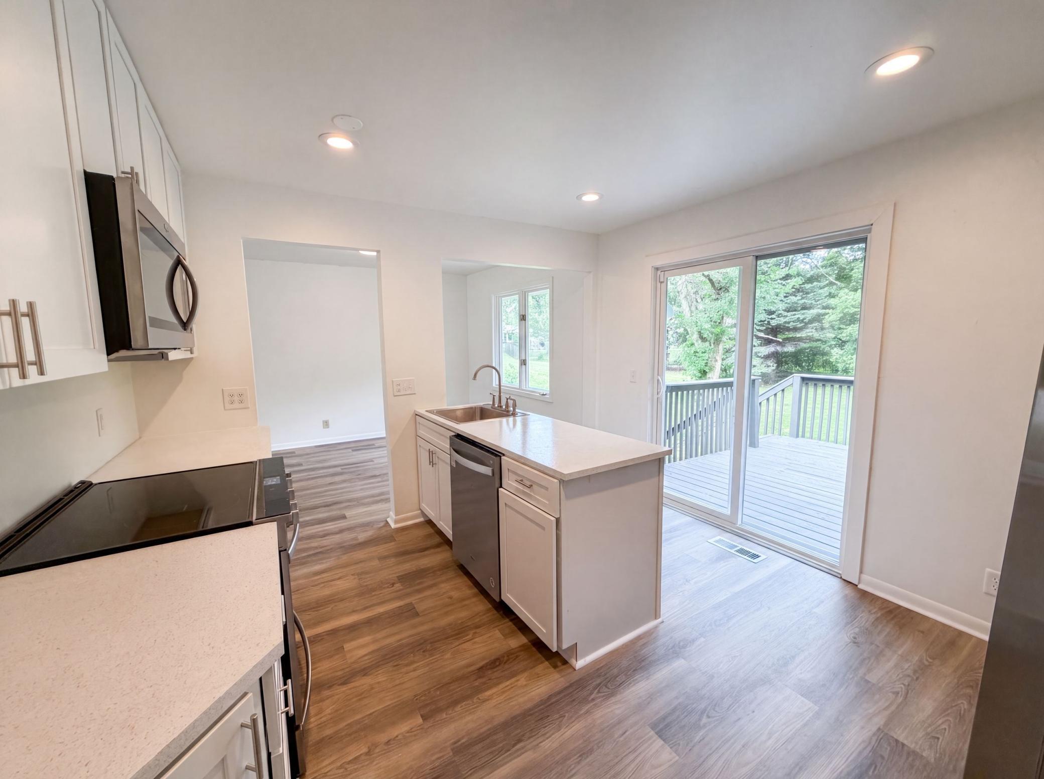 View of Residential at 12530 30th Avenue, Plymouth MN 55441, Plymouth (8 of 27) - Mike Wilen | Minnesota Team Real Estate