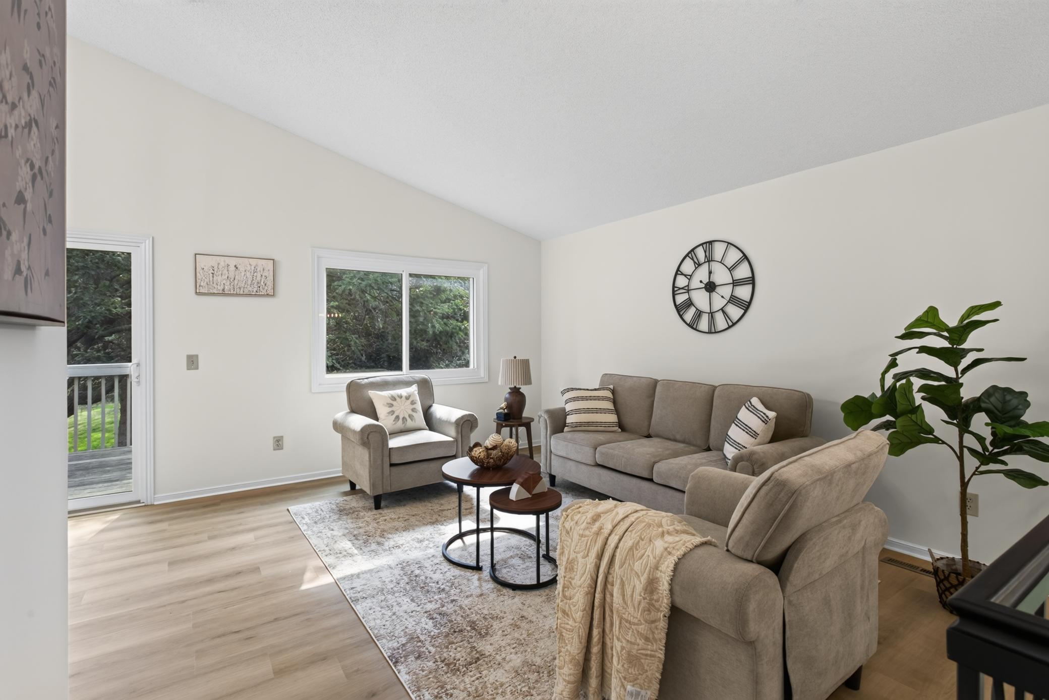 View of Residential at 11219 Xavier Road, Bloomington MN 55437, Bloomington (5 of 36) - Mike Wilen | Minnesota Team Real Estate