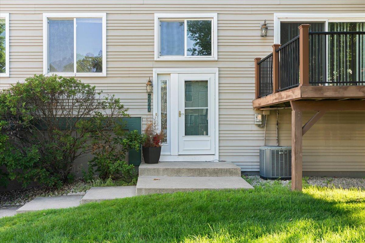 View of Residential at 2640 Shenandoah Lane, Plymouth MN 55447, Plymouth (5 of 31) - Mike Wilen | Minnesota Team Real Estate