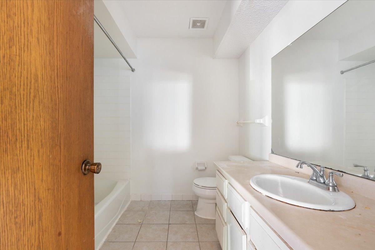 View of Residential at 2640 Shenandoah Lane, Plymouth MN 55447, Plymouth (14 of 31) - Mike Wilen | Minnesota Team Real Estate