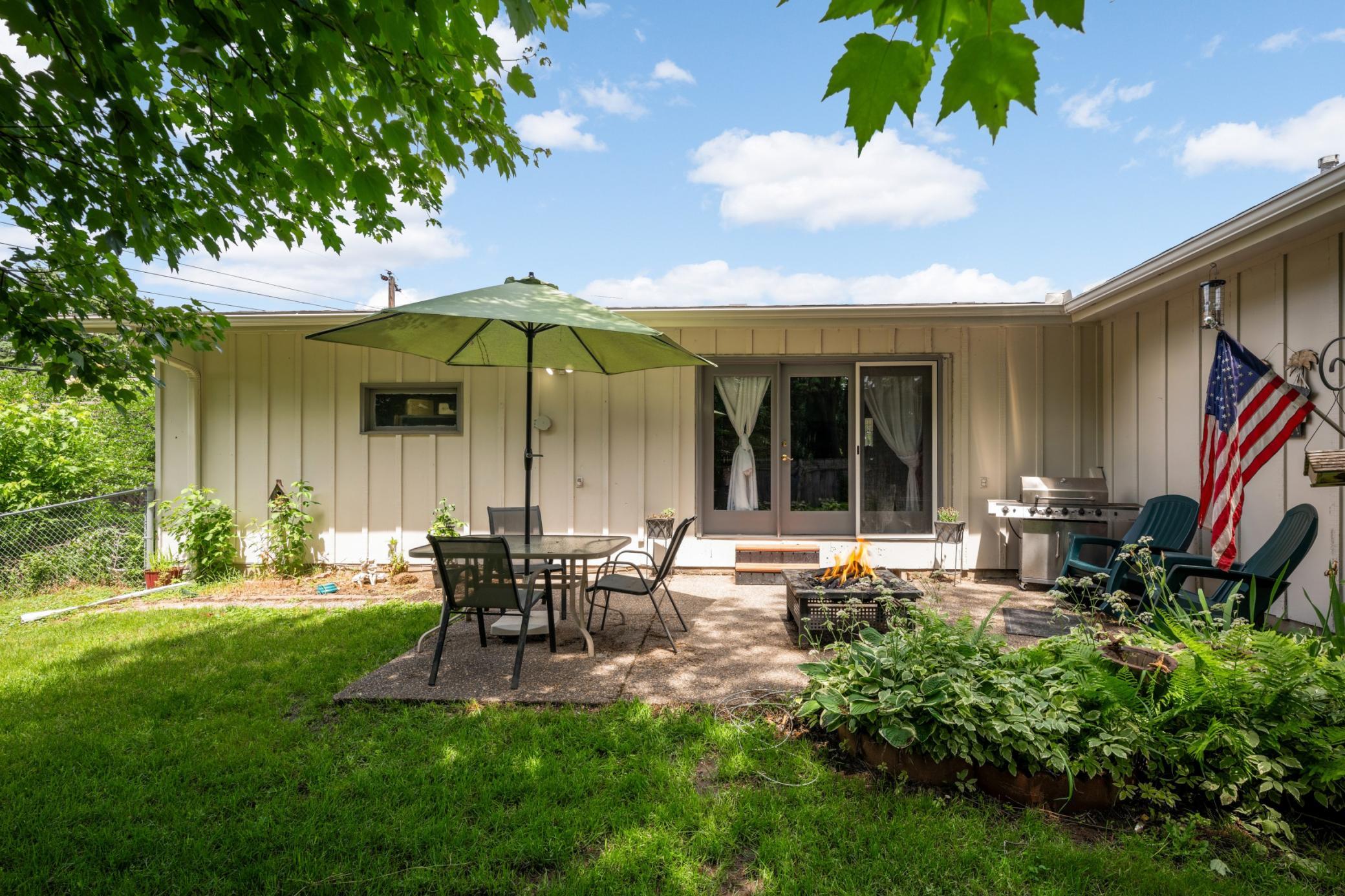 View of Residential at 8555 Medicine Lake Road, Golden Valley MN 55427, Golden Valley (5 of 56) - Mike Wilen | Minnesota Team Real Estate