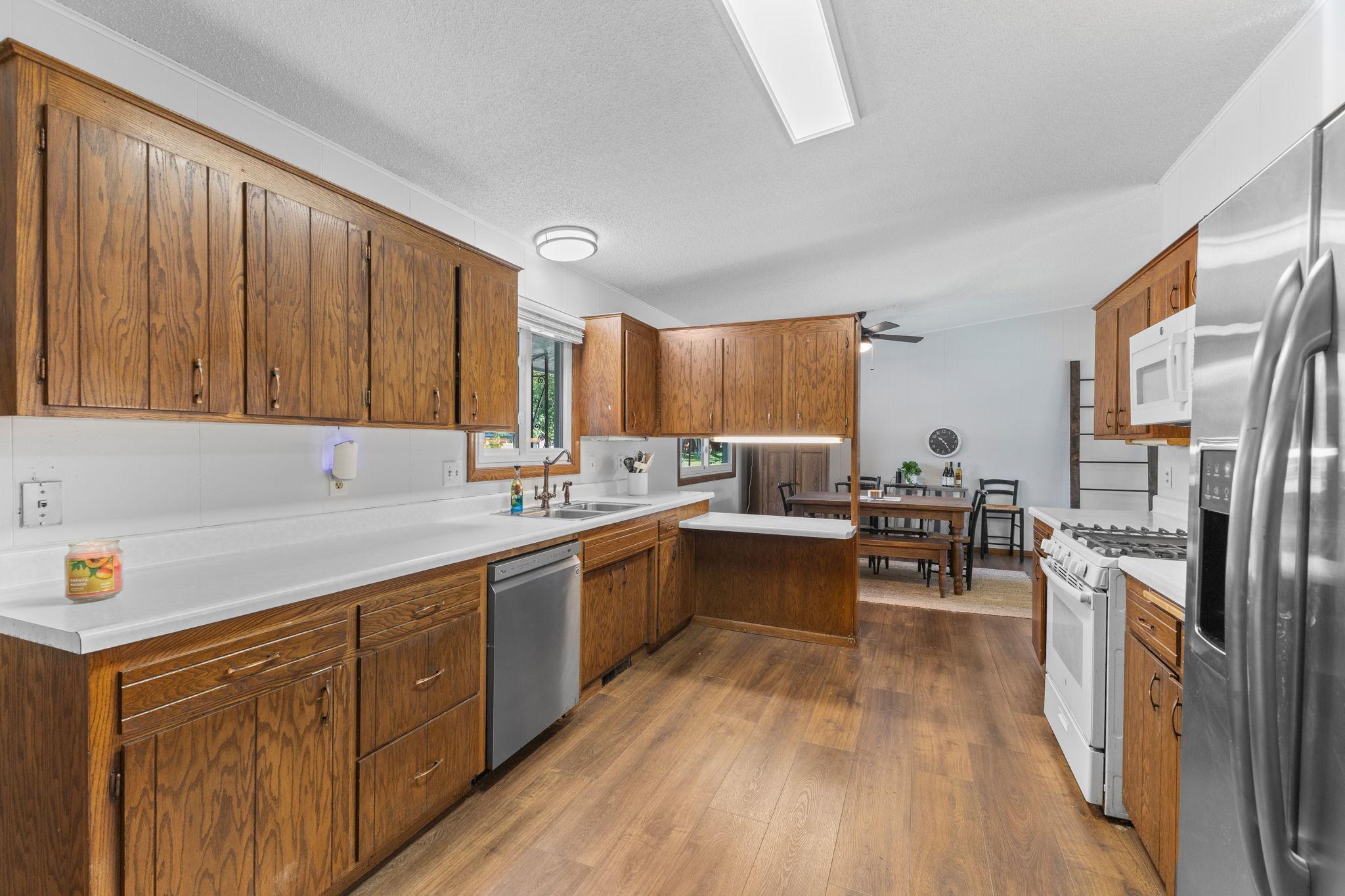 View of Residential at 8555 Medicine Lake Road, Golden Valley MN 55427, Golden Valley (21 of 56) - Mike Wilen | Minnesota Team Real Estate