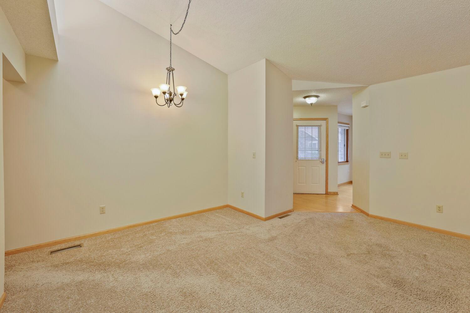 View of Residential at 539 Lovell Avenue, Roseville MN 55113, Roseville (11 of 28) - Mike Wilen | Minnesota Team Real Estate