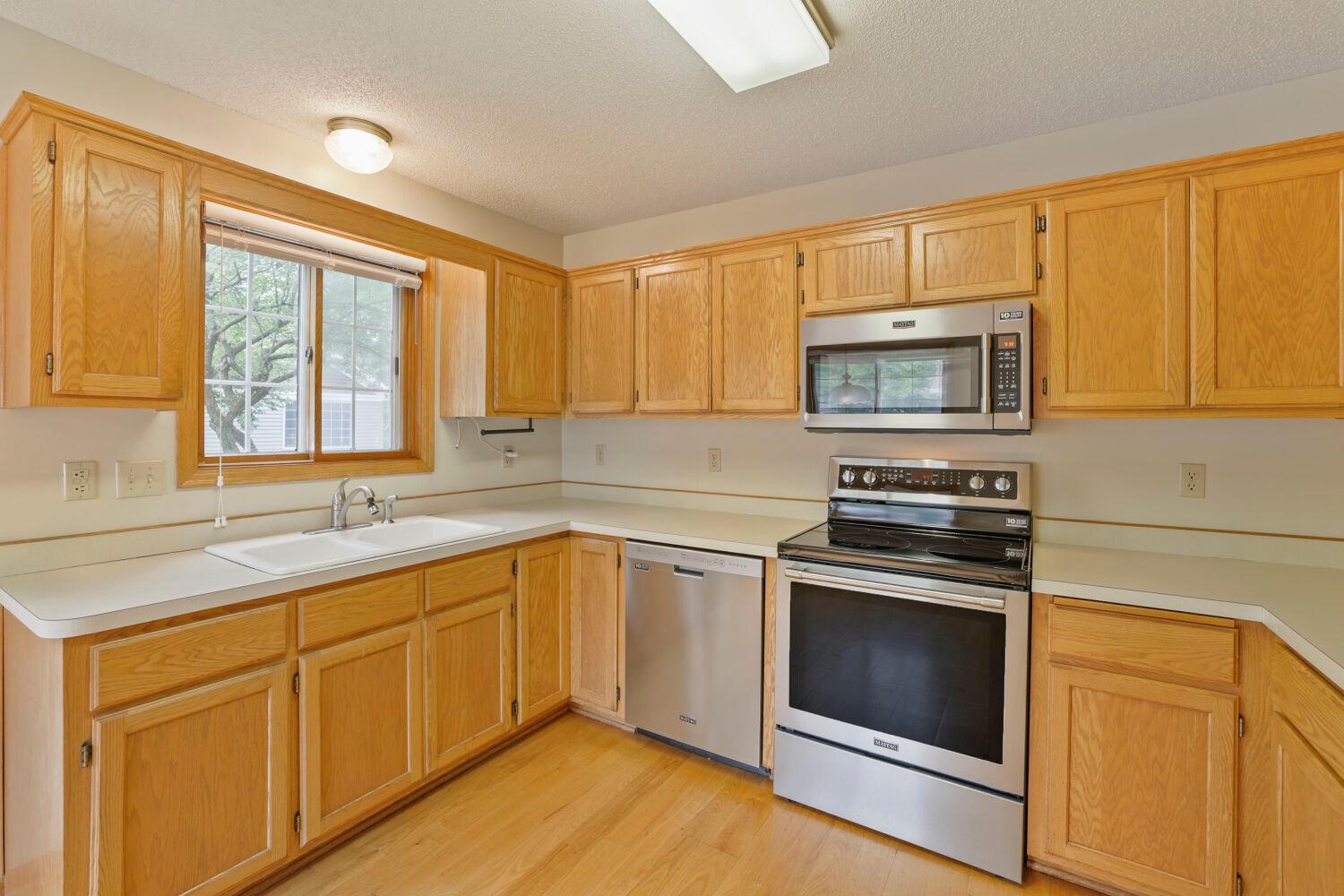 View of Residential at 539 Lovell Avenue, Roseville MN 55113, Roseville (4 of 28) - Mike Wilen | Minnesota Team Real Estate