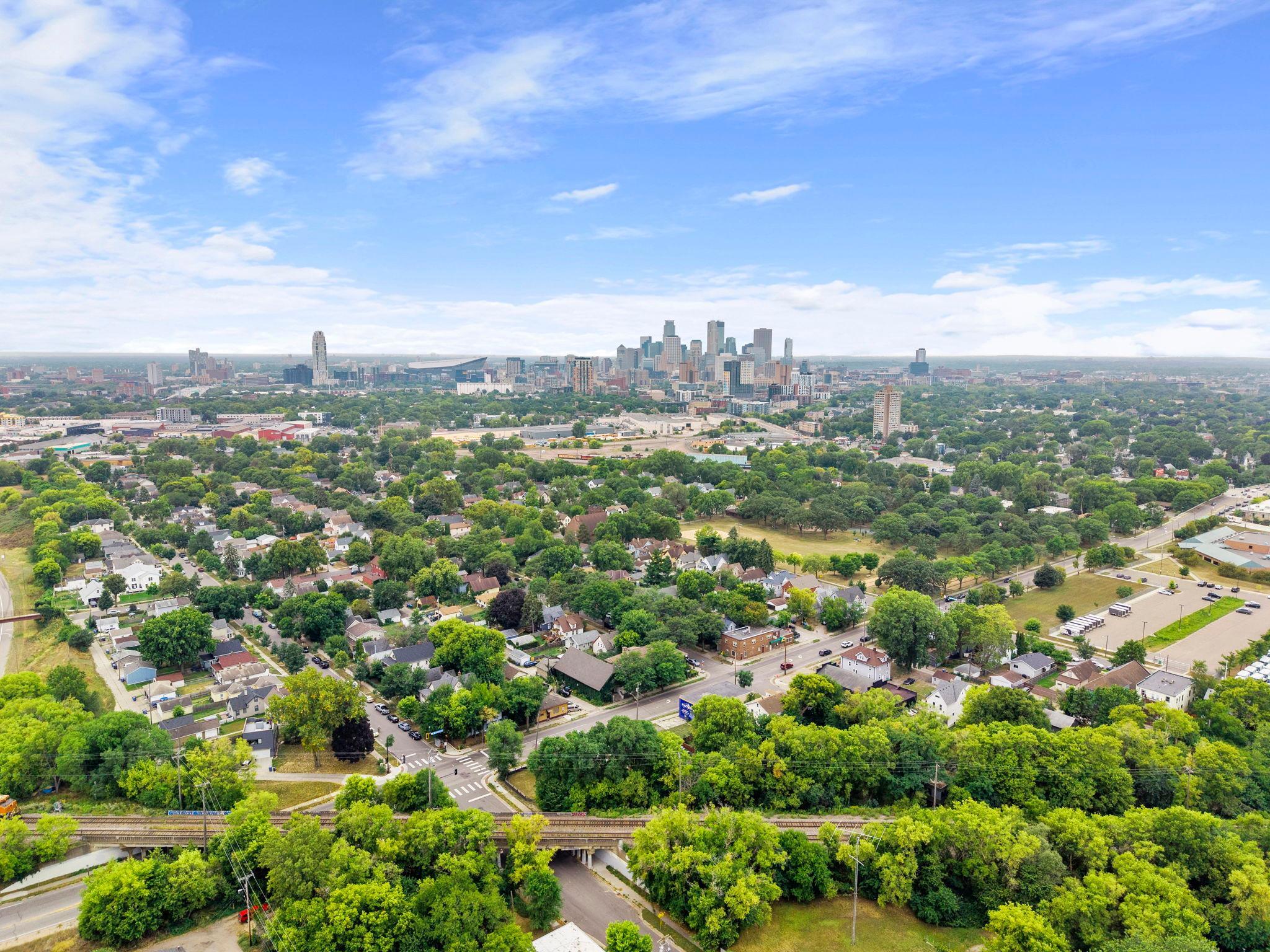 View of Residential at 1404 12th Avenue, Minneapolis MN 55413, Minneapolis (28 of 32) - Mike Wilen | Minnesota Team Real Estate