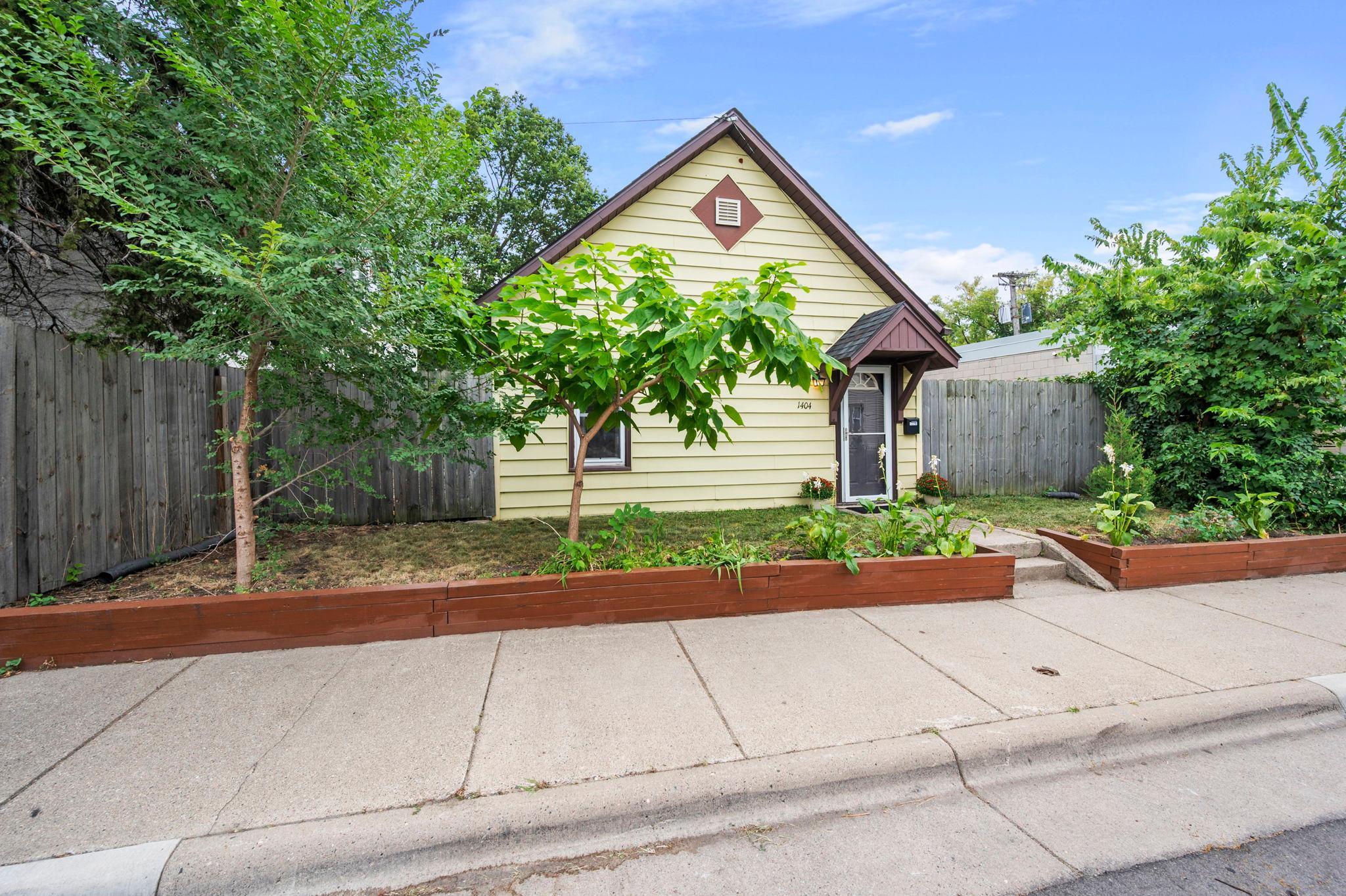 View of Single Family at 1404 12th Avenue, Minneapolis - Mike Wilen | Minnesota Team Real Estate