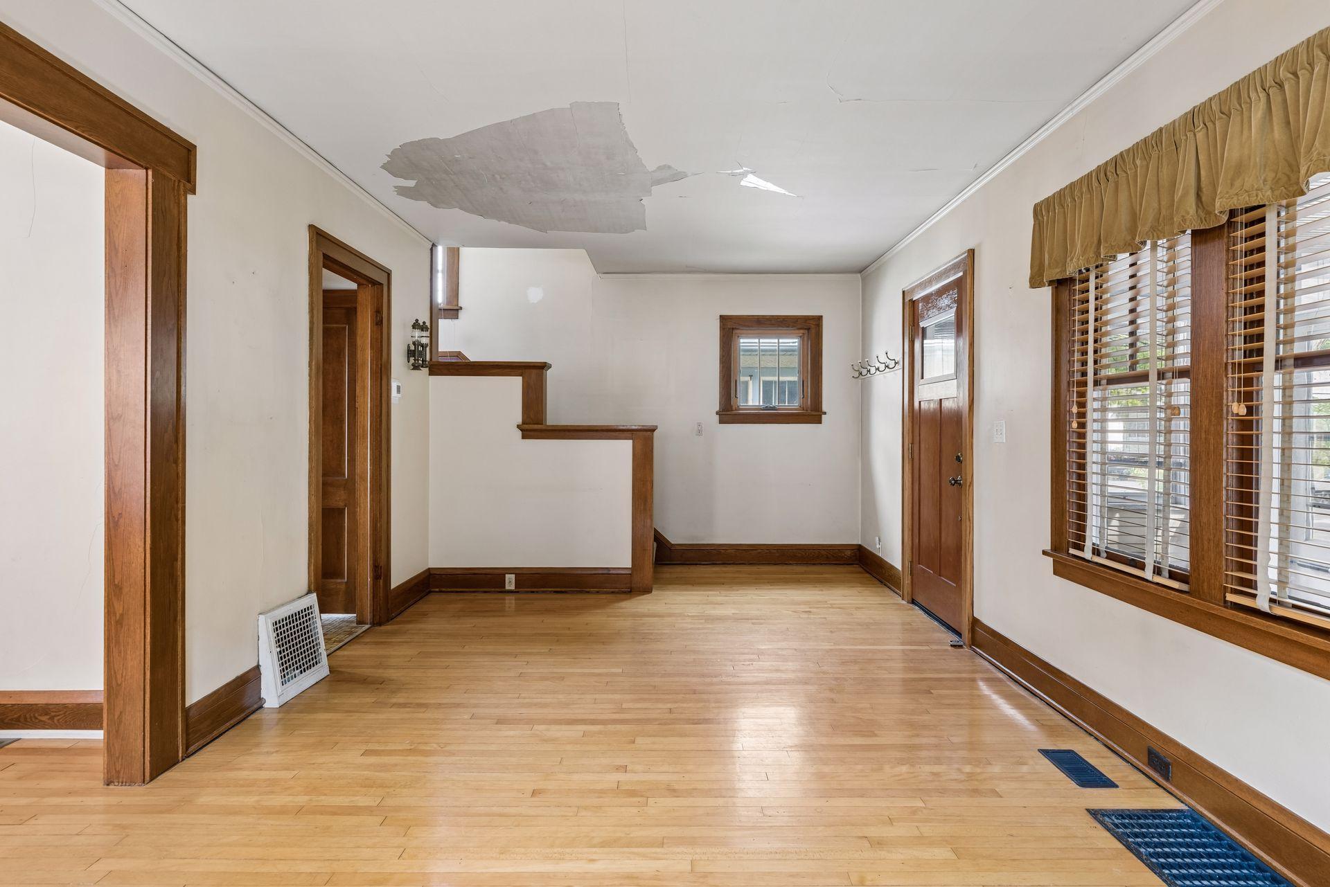 View of Residential at 2740 41st Avenue, Minneapolis MN 55406, Minneapolis (13 of 32) - Mike Wilen | Minnesota Team Real Estate