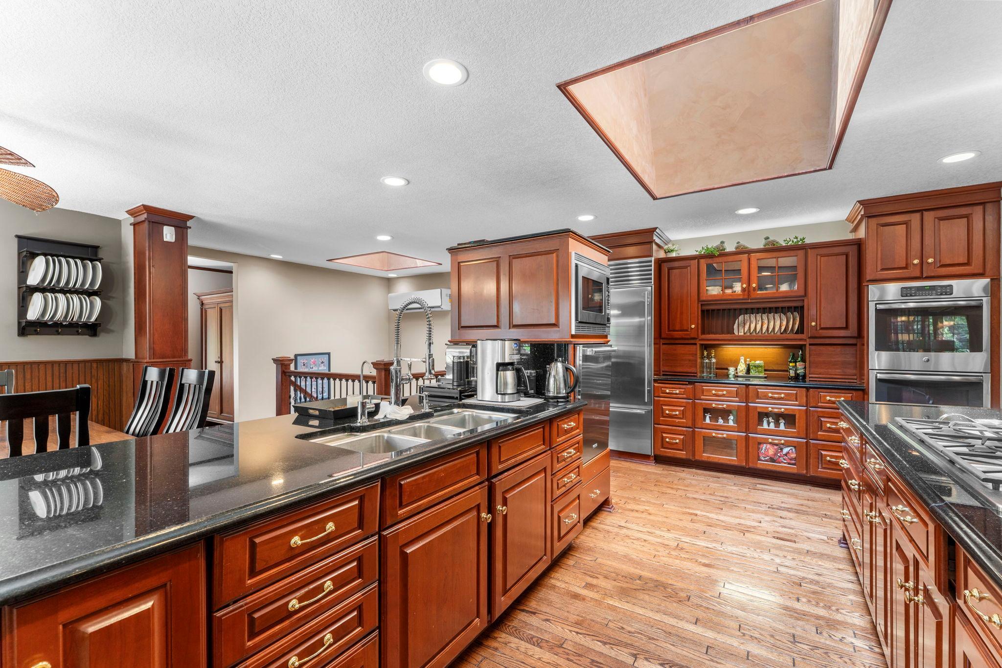 View of Residential at 6191 Crackleberry Trail, Woodbury MN 55129, Woodbury (21 of 81) - Mike Wilen | Minnesota Team Real Estate