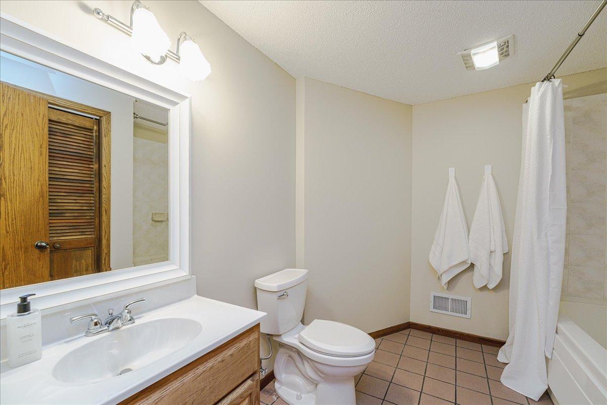 View of Residential at 1100 158th Street, Burnsville MN 55306, Burnsville (42 of 48) - Mike Wilen | Minnesota Team Real Estate