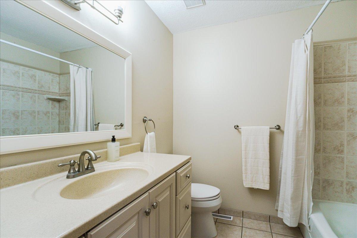 View of Residential at 1100 158th Street, Burnsville MN 55306, Burnsville (27 of 48) - Mike Wilen | Minnesota Team Real Estate