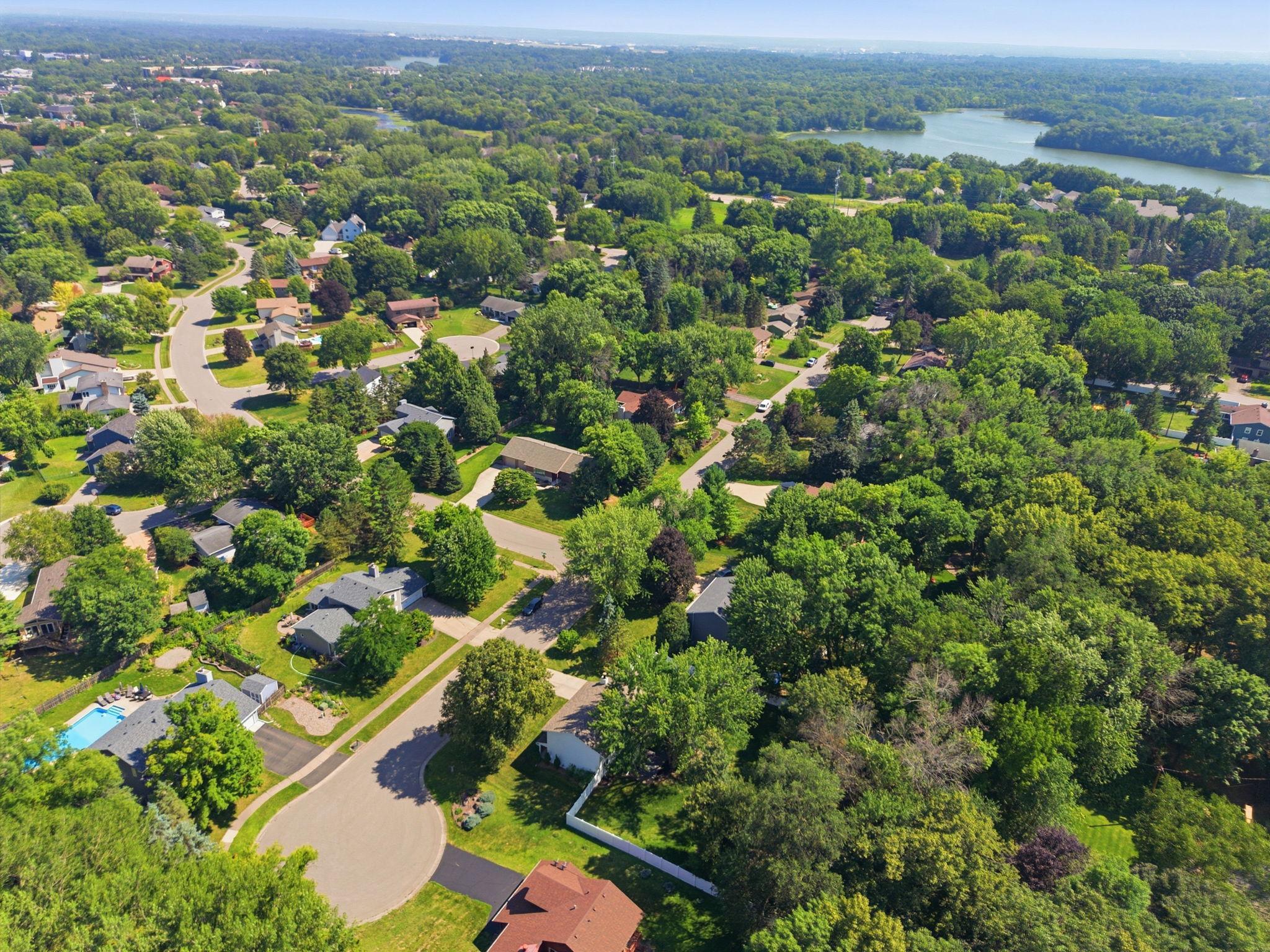 View of Residential at 7610 Heritage Road, Eden Prairie MN 55346, Eden Prairie (81 of 89) - Mike Wilen | Minnesota Team Real Estate