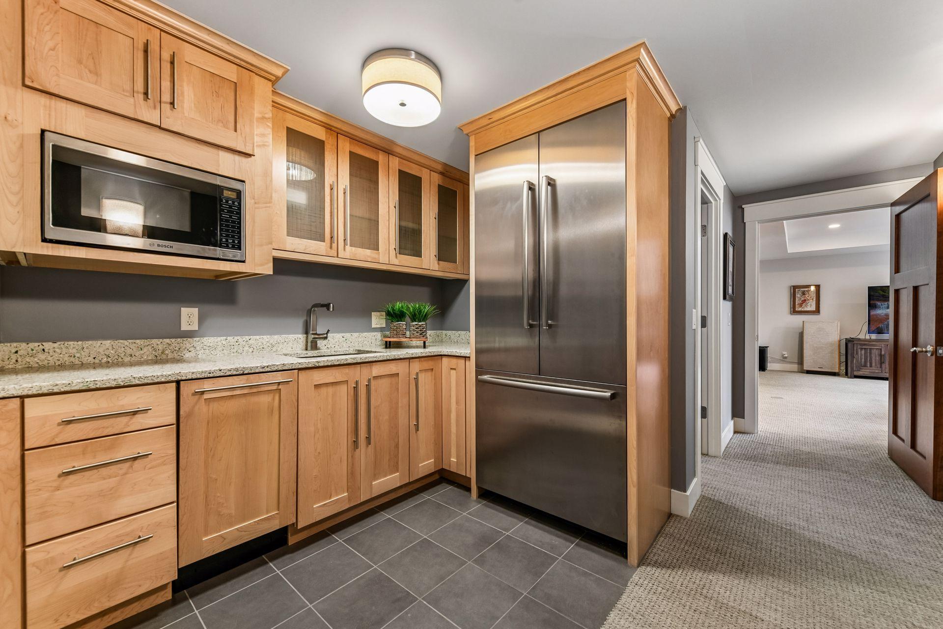 View of Residential at 2224 Portico Green, Wayzata MN 55391, Wayzata (49 of 55) - Mike Wilen | Minnesota Team Real Estate