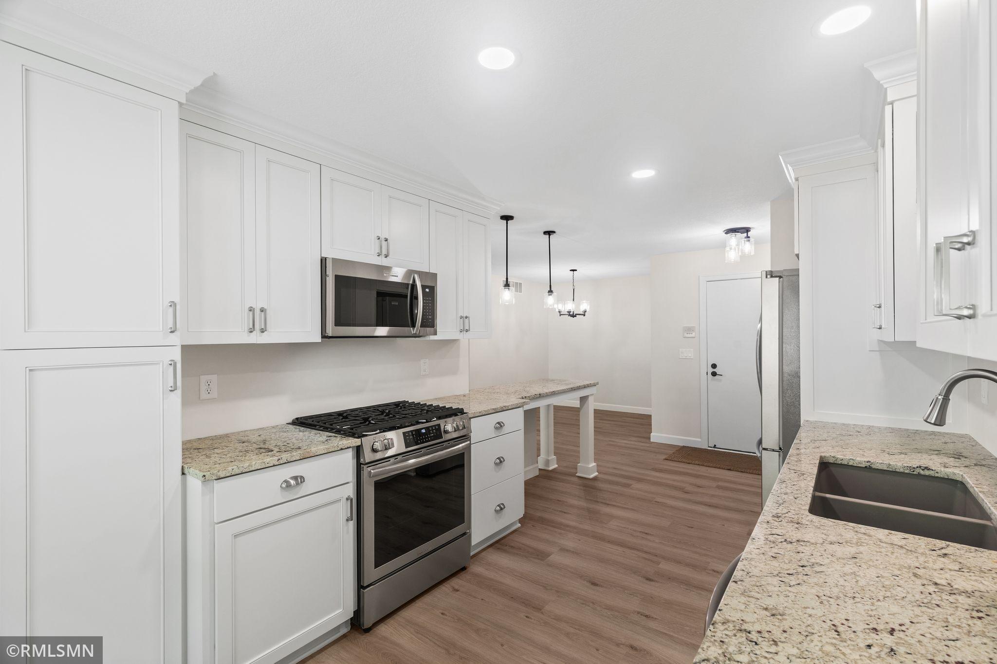 View of Residential at 5237 Balmoral Lane, Bloomington MN 55437, Bloomington - Mike Wilen | Minnesota Team Real Estate