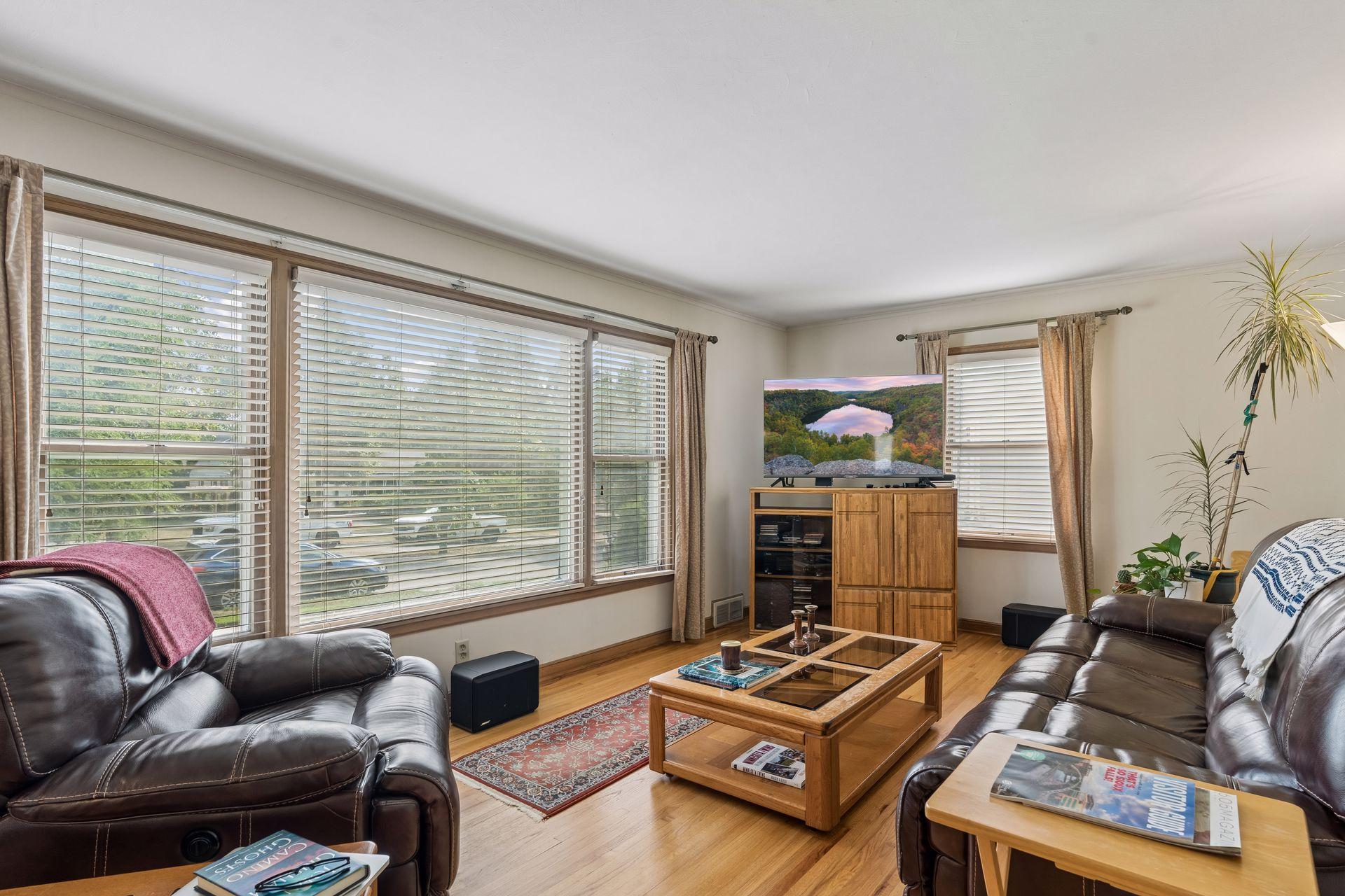 View of Residential at 2245 Highland Parkway, Saint Paul MN 55116, Saint Paul (2 of 24) - Mike Wilen | Minnesota Team Real Estate