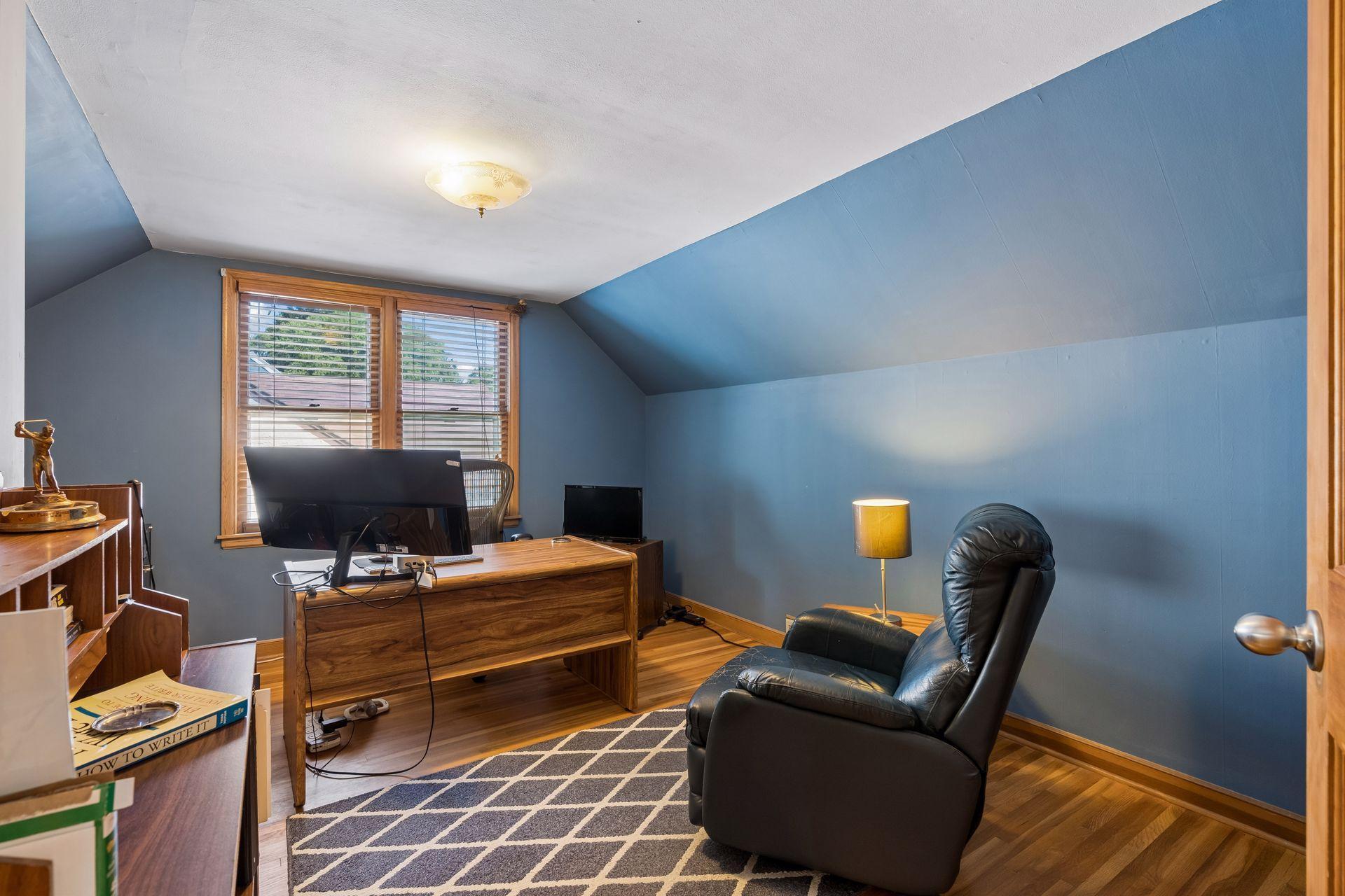 View of Residential at 2245 Highland Parkway, Saint Paul MN 55116, Saint Paul (13 of 24) - Mike Wilen | Minnesota Team Real Estate