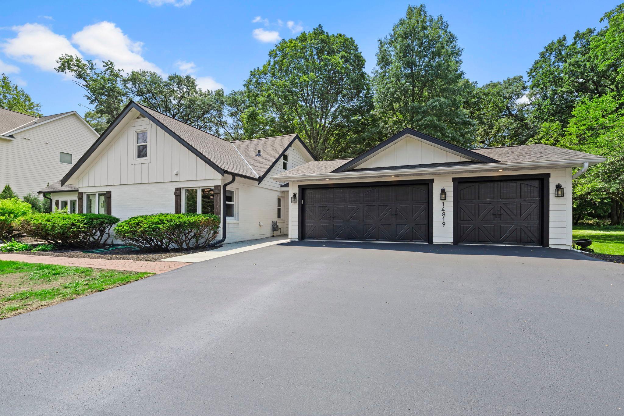 View of Residential at 14819 Margaret Place, Minnetonka MN 55345, Minnetonka (4 of 36) - Mike Wilen | Minnesota Team Real Estate