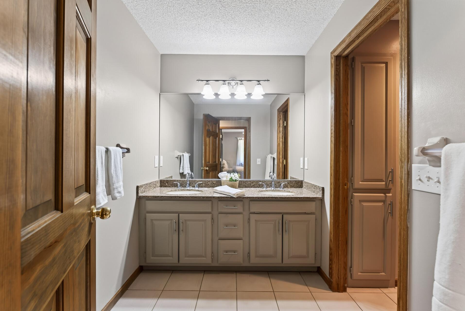 View of Residential at 71 Marcin Hill, Burnsville MN 55337, Burnsville (34 of 56) - Mike Wilen | Minnesota Team Real Estate