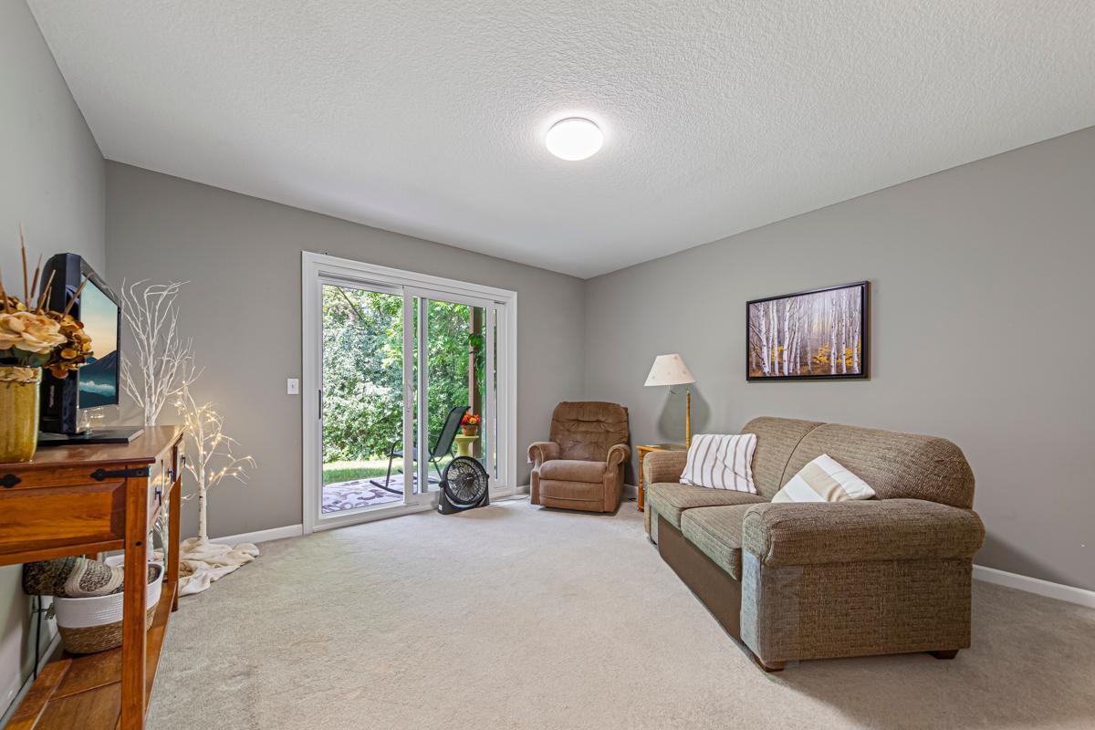 View of Residential at 18450 Creeks Bend Drive, Minnetonka MN 55345, Minnetonka (9 of 27) - Mike Wilen | Minnesota Team Real Estate