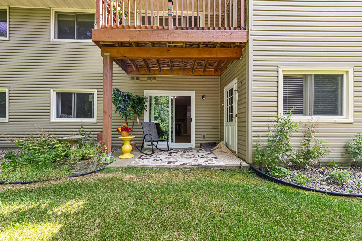 View of Residential at 18450 Creeks Bend Drive, Minnetonka MN 55345, Minnetonka (6 of 27) - Mike Wilen | Minnesota Team Real Estate