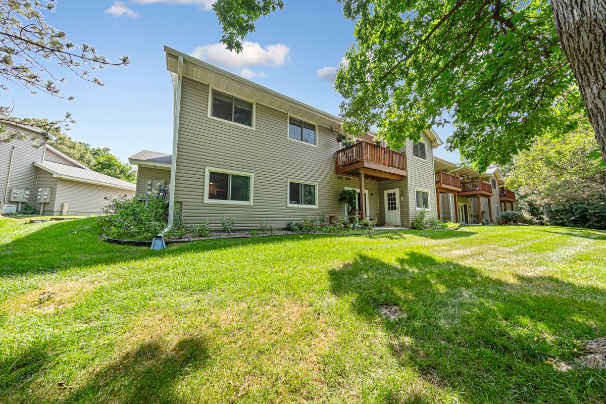 View of Residential at 18450 Creeks Bend Drive, Minnetonka MN 55345, Minnetonka (4 of 27) - Mike Wilen | Minnesota Team Real Estate