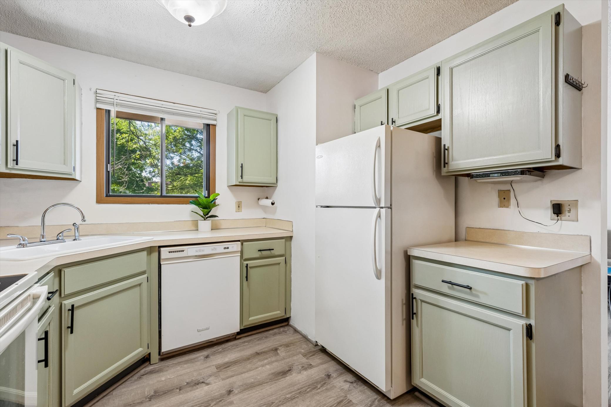 View of Residential at 12616 University Avenue, Coon Rapids MN 55448, Coon Rapids (10 of 19) - Mike Wilen | Minnesota Team Real Estate