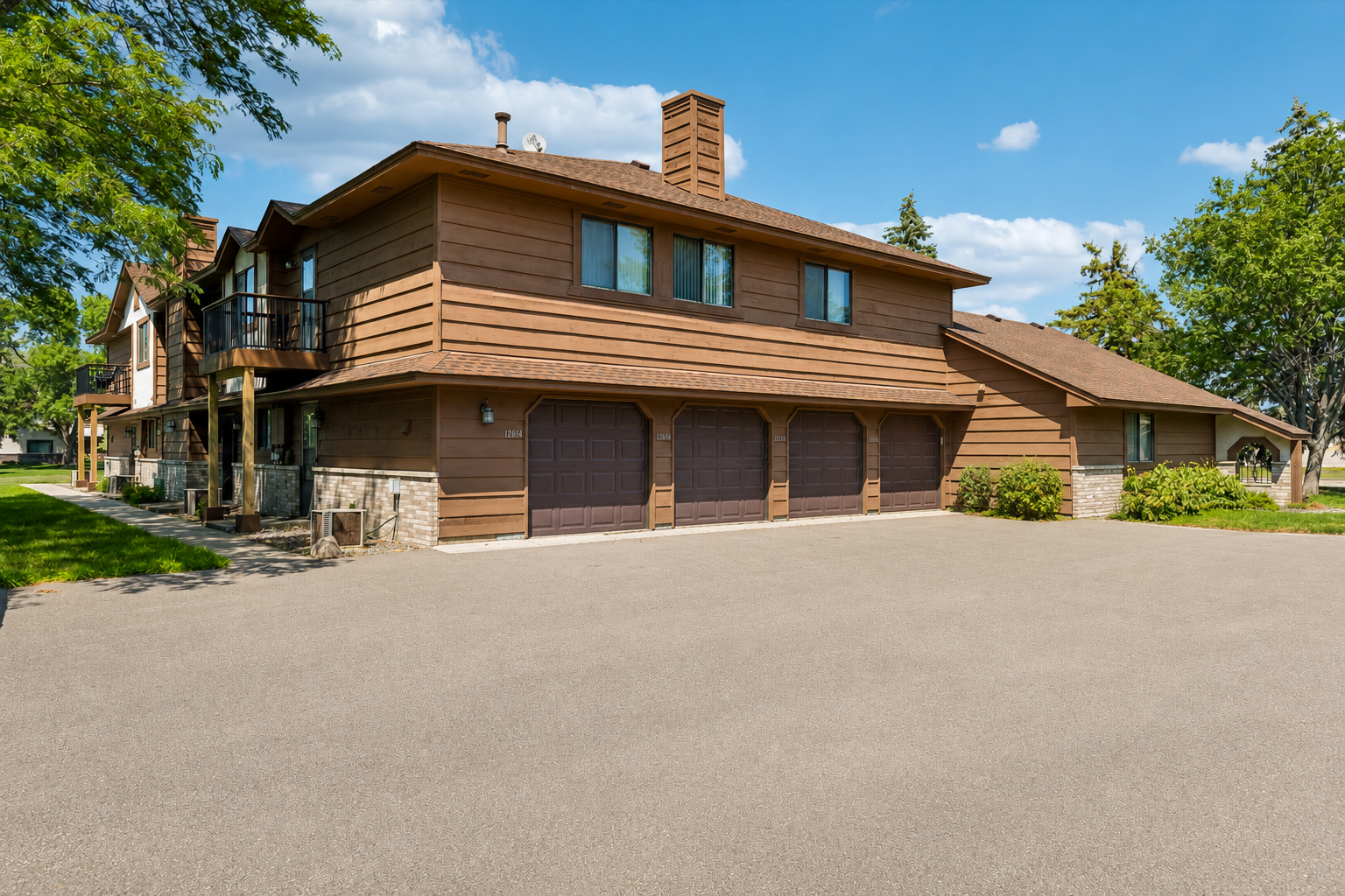 View of Residential at 12616 University Avenue, Coon Rapids MN 55448, Coon Rapids (18 of 19) - Mike Wilen | Minnesota Team Real Estate