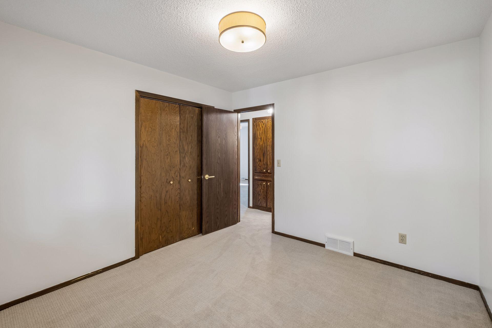 View of Residential at 16015 Oak Shore Drive, Lakeville MN 55044, Lakeville (31 of 83) - Mike Wilen | Minnesota Team Real Estate