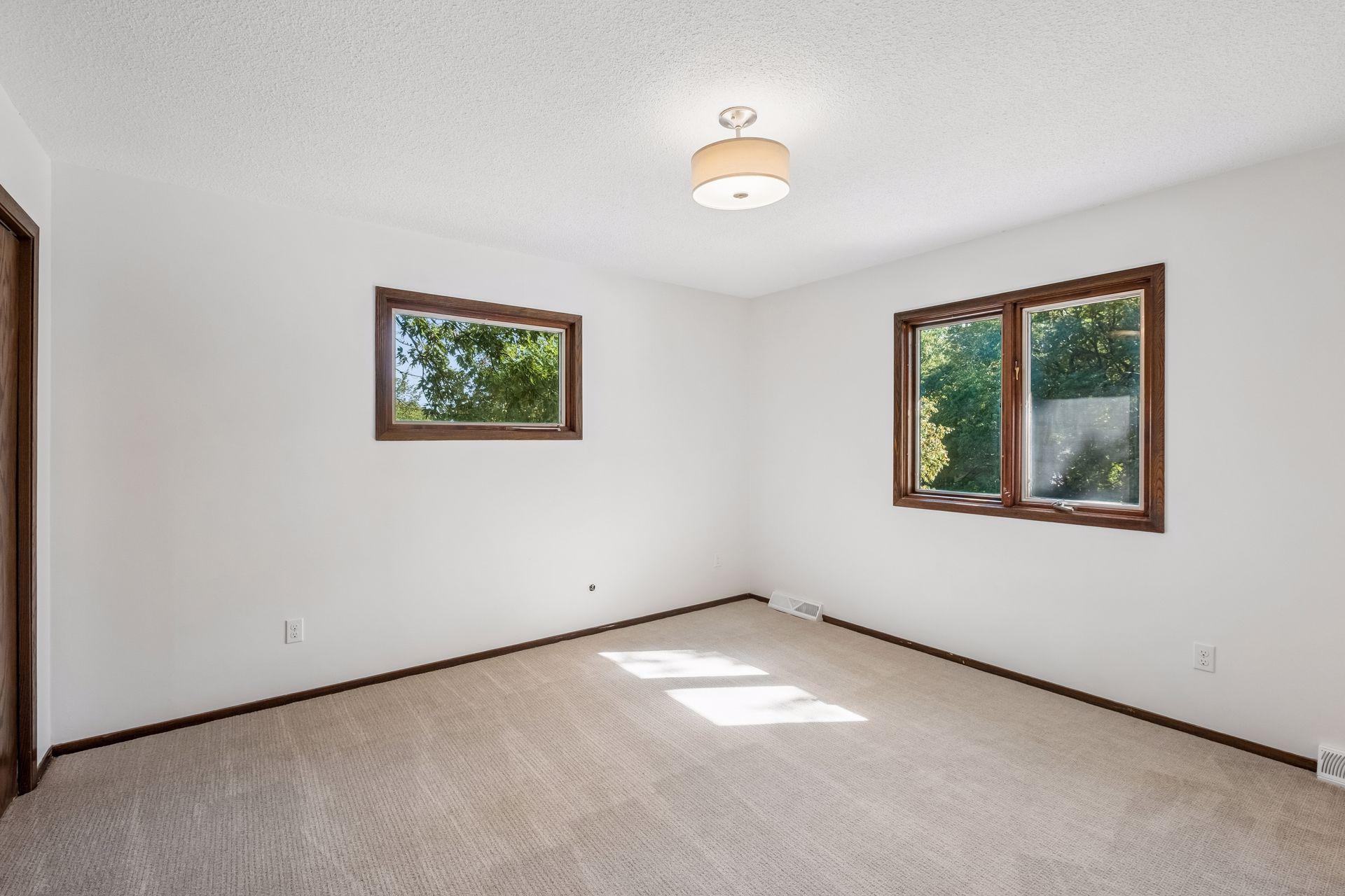 View of Residential at 16015 Oak Shore Drive, Lakeville MN 55044, Lakeville (30 of 83) - Mike Wilen | Minnesota Team Real Estate