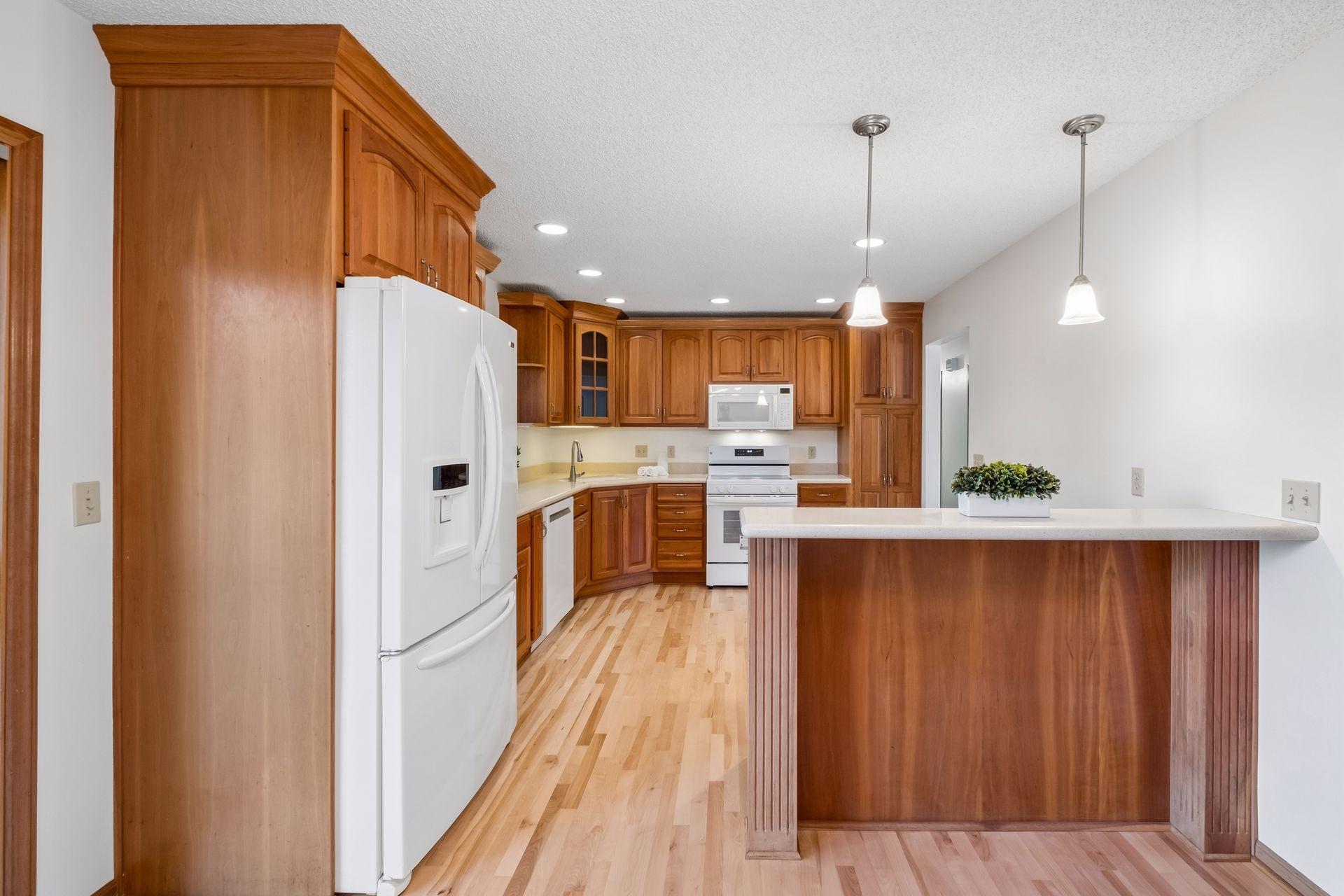View of Residential at 16015 Oak Shore Drive, Lakeville MN 55044, Lakeville (24 of 83) - Mike Wilen | Minnesota Team Real Estate