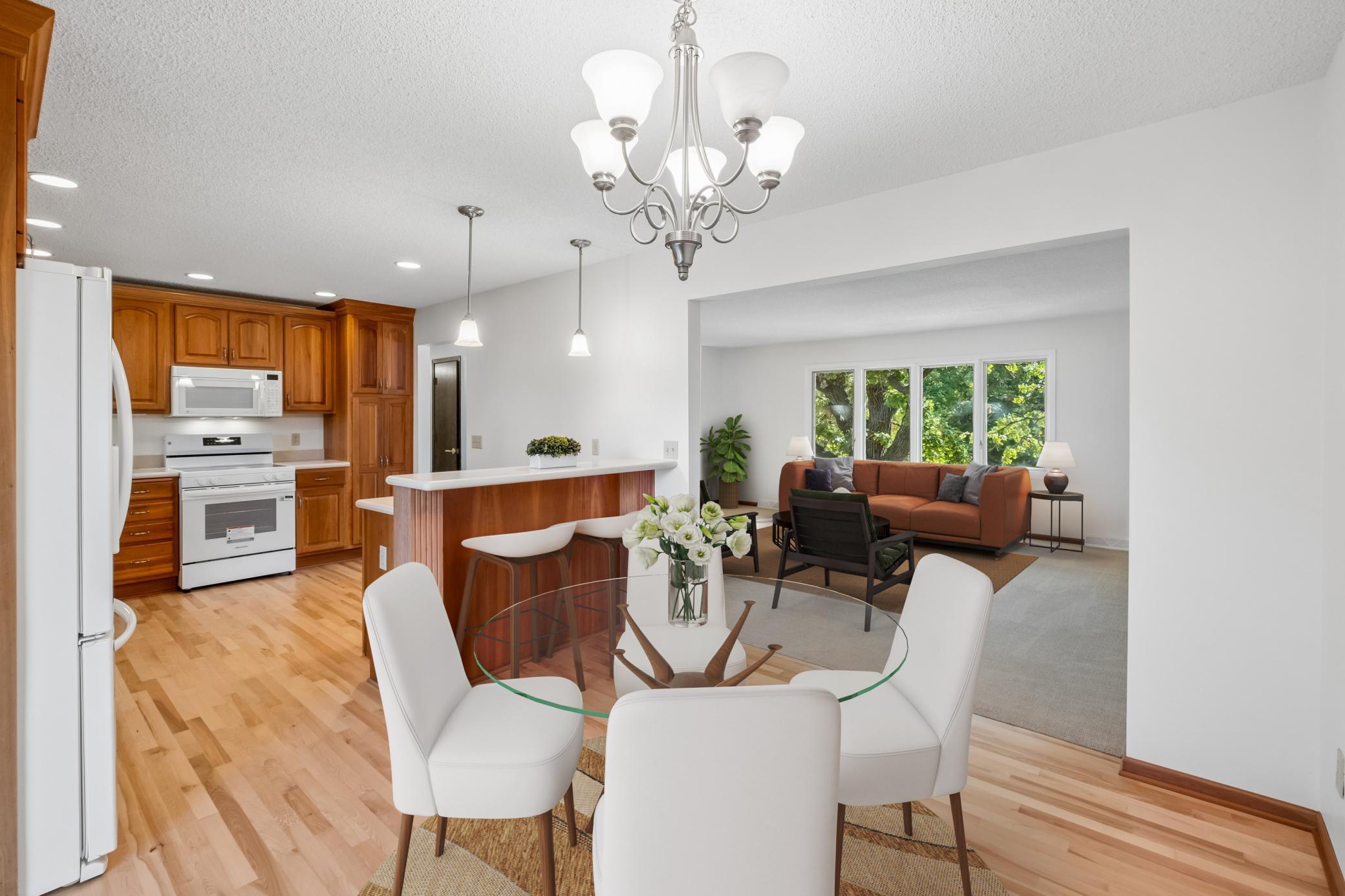 View of Residential at 16015 Oak Shore Drive, Lakeville MN 55044, Lakeville (22 of 83) - Mike Wilen | Minnesota Team Real Estate