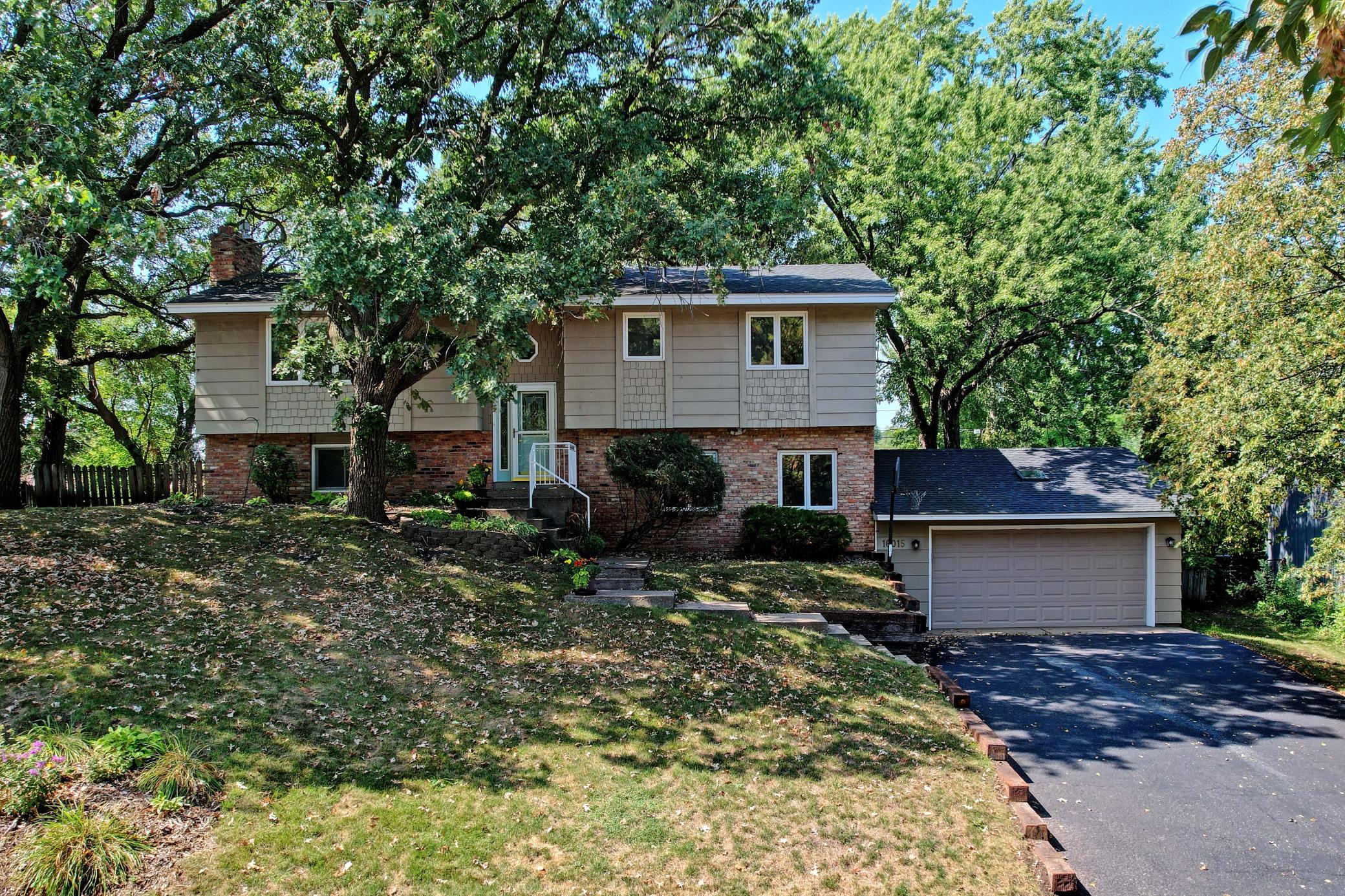 View of Residential at 16015 Oak Shore Drive, Lakeville MN 55044, Lakeville (83 of 83) - Mike Wilen | Minnesota Team Real Estate