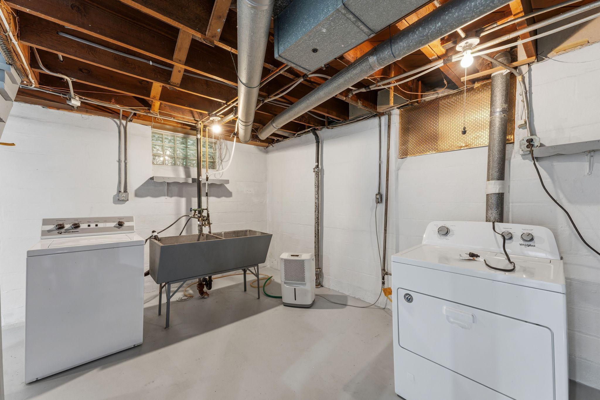 View of Residential at 1200 Idaho Avenue, Saint Paul MN 55108, Saint Paul (31 of 46) - Mike Wilen | Minnesota Team Real Estate