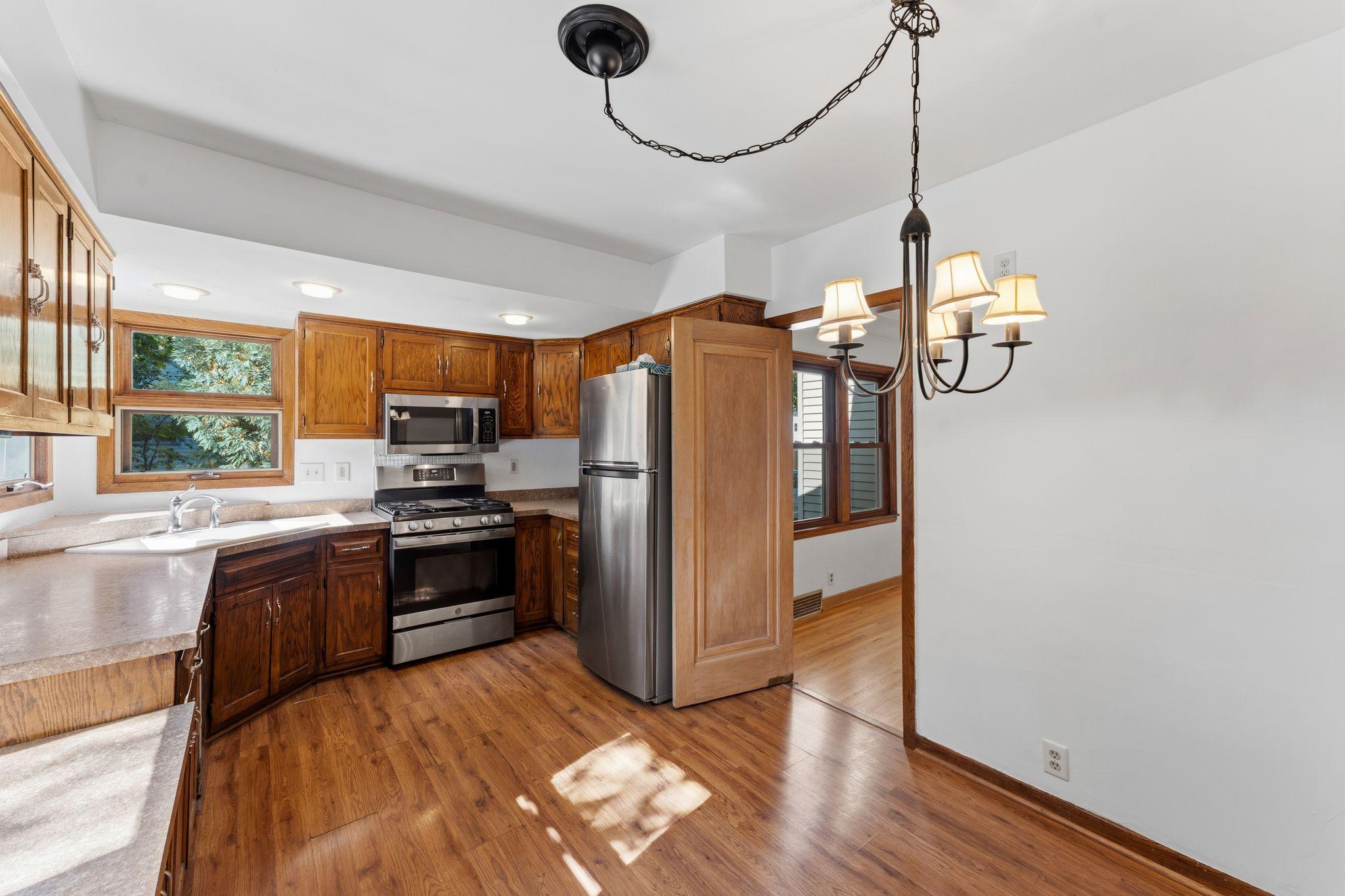 View of Residential at 1200 Idaho Avenue, Saint Paul MN 55108, Saint Paul (14 of 46) - Mike Wilen | Minnesota Team Real Estate