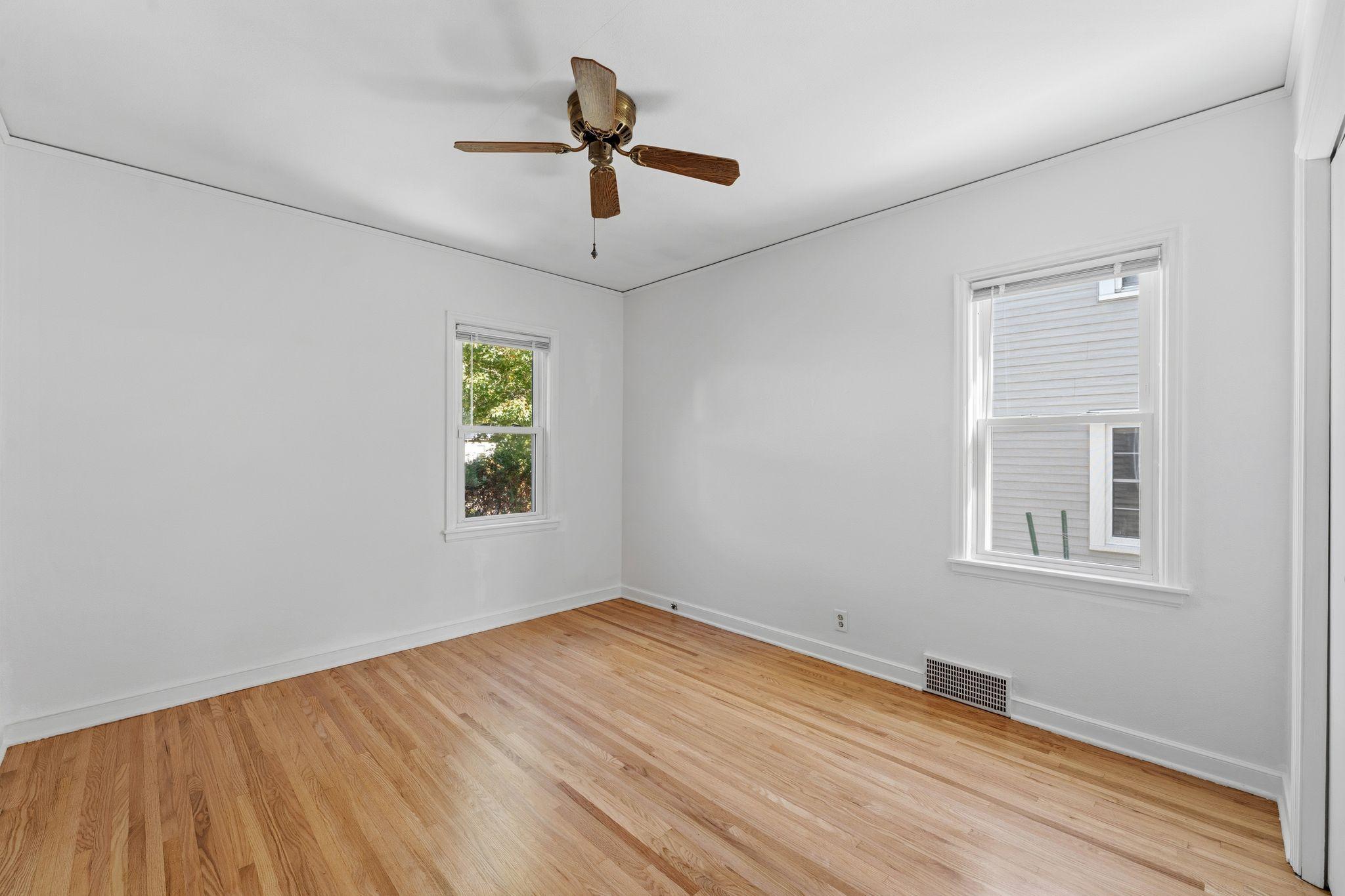 View of Residential at 1200 Idaho Avenue, Saint Paul MN 55108, Saint Paul (18 of 46) - Mike Wilen | Minnesota Team Real Estate