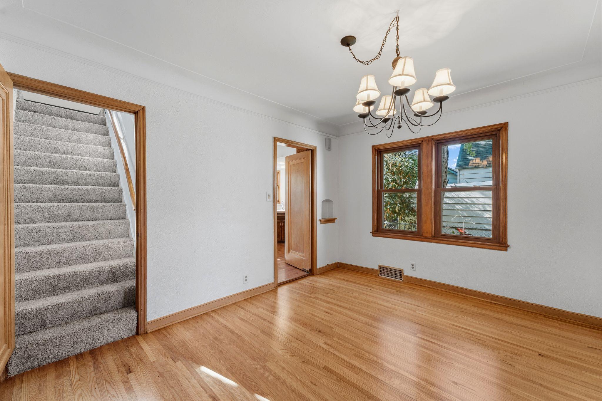 View of Residential at 1200 Idaho Avenue, Saint Paul MN 55108, Saint Paul (8 of 46) - Mike Wilen | Minnesota Team Real Estate