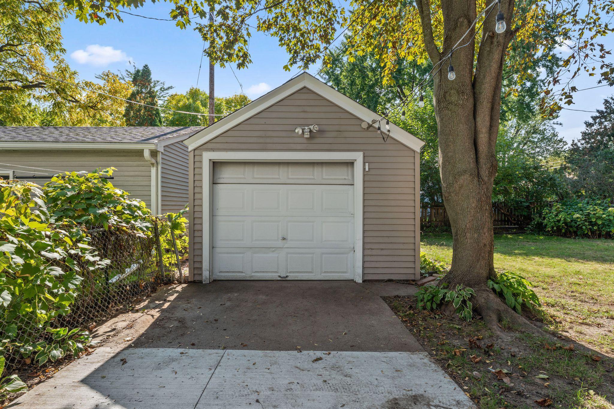 View of Residential at 1200 Idaho Avenue, Saint Paul MN 55108, Saint Paul (36 of 46) - Mike Wilen | Minnesota Team Real Estate