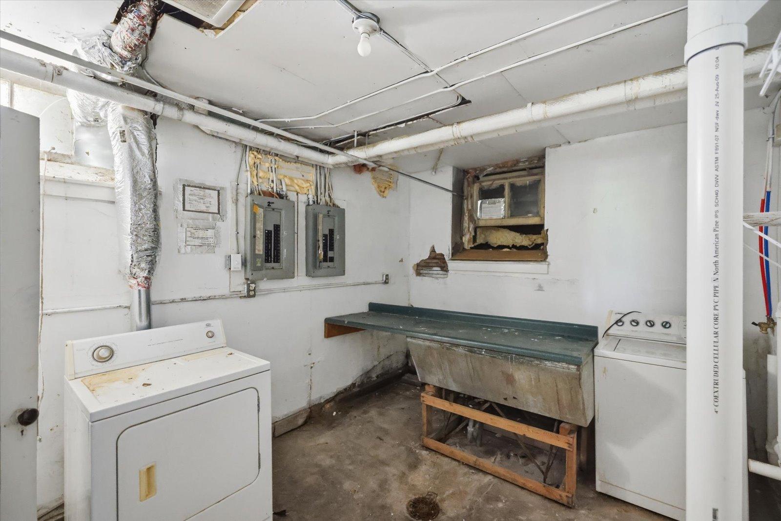 View of Residential Income at 2644 Garfield Avenue, Minneapolis MN 55408, Minneapolis (25 of 37) - Mike Wilen | Minnesota Team Real Estate