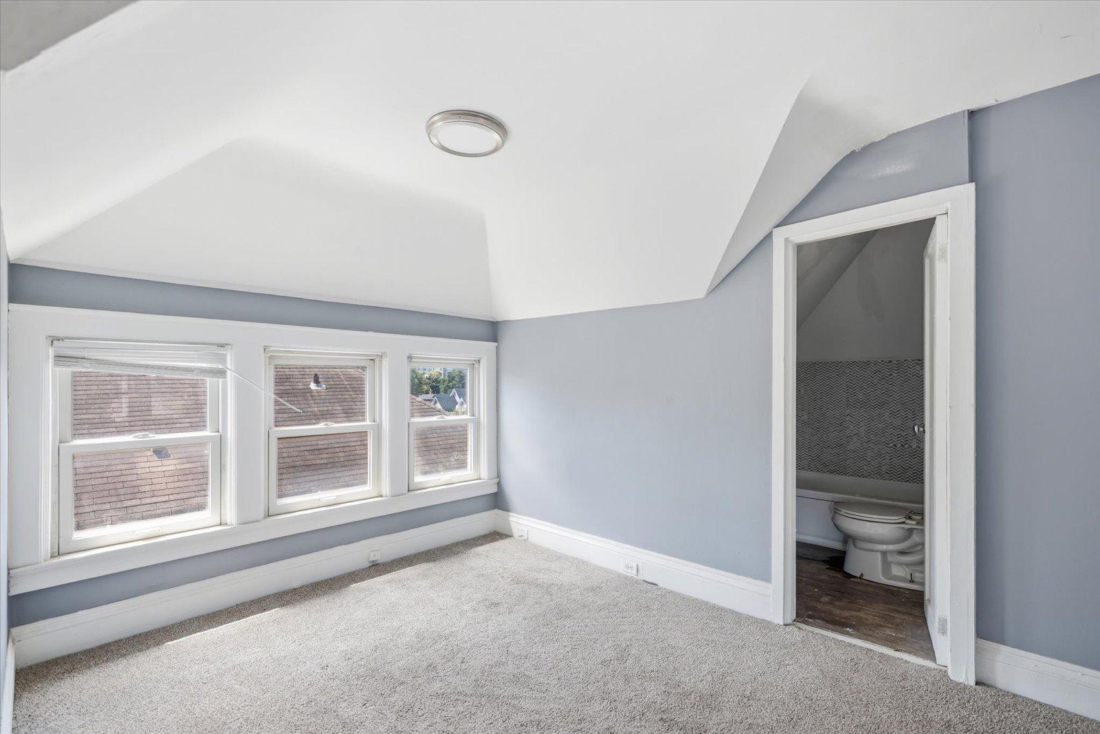 View of Residential Income at 2644 Garfield Avenue, Minneapolis MN 55408, Minneapolis (19 of 37) - Mike Wilen | Minnesota Team Real Estate