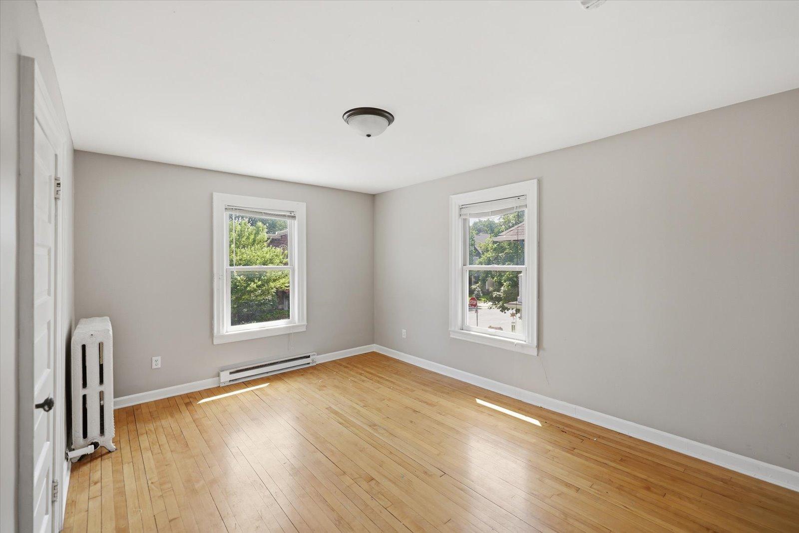View of Residential Income at 2644 Garfield Avenue, Minneapolis MN 55408, Minneapolis (14 of 37) - Mike Wilen | Minnesota Team Real Estate