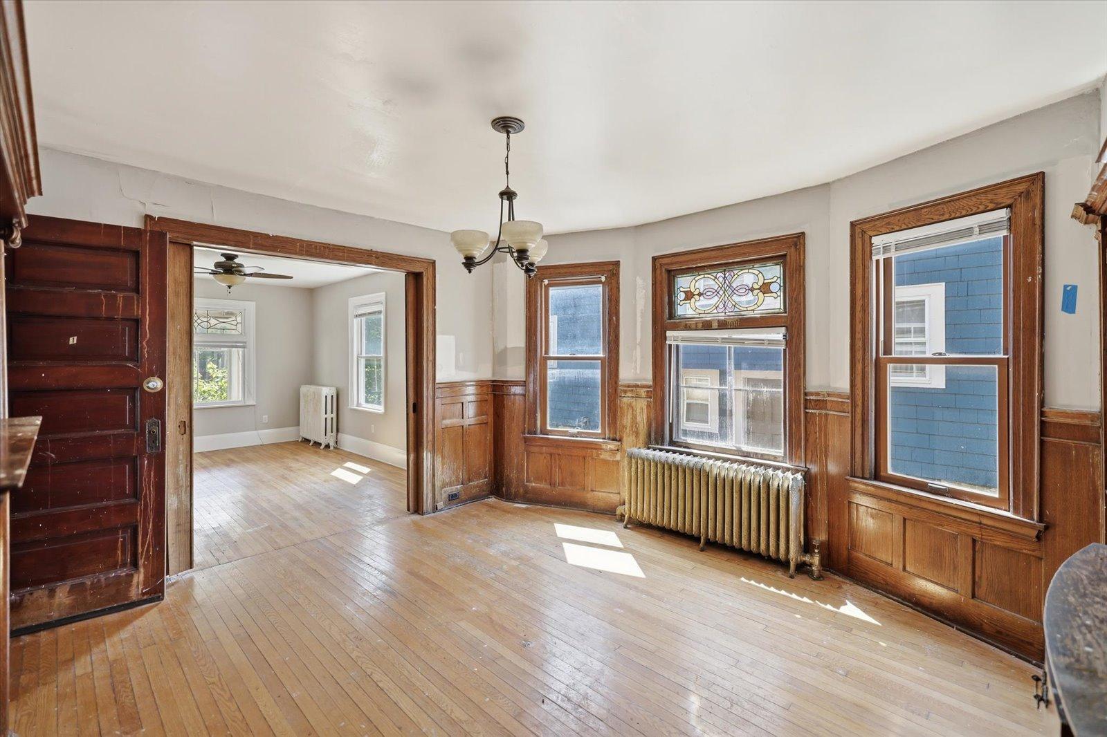 View of Residential Income at 2644 Garfield Avenue, Minneapolis MN 55408, Minneapolis (6 of 37) - Mike Wilen | Minnesota Team Real Estate