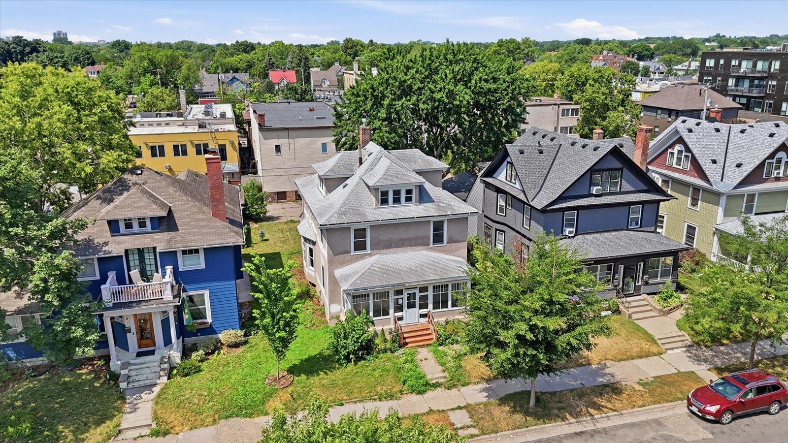 View of Residential Income at 2644 Garfield Avenue, Minneapolis MN 55408, Minneapolis (33 of 37) - Mike Wilen | Minnesota Team Real Estate