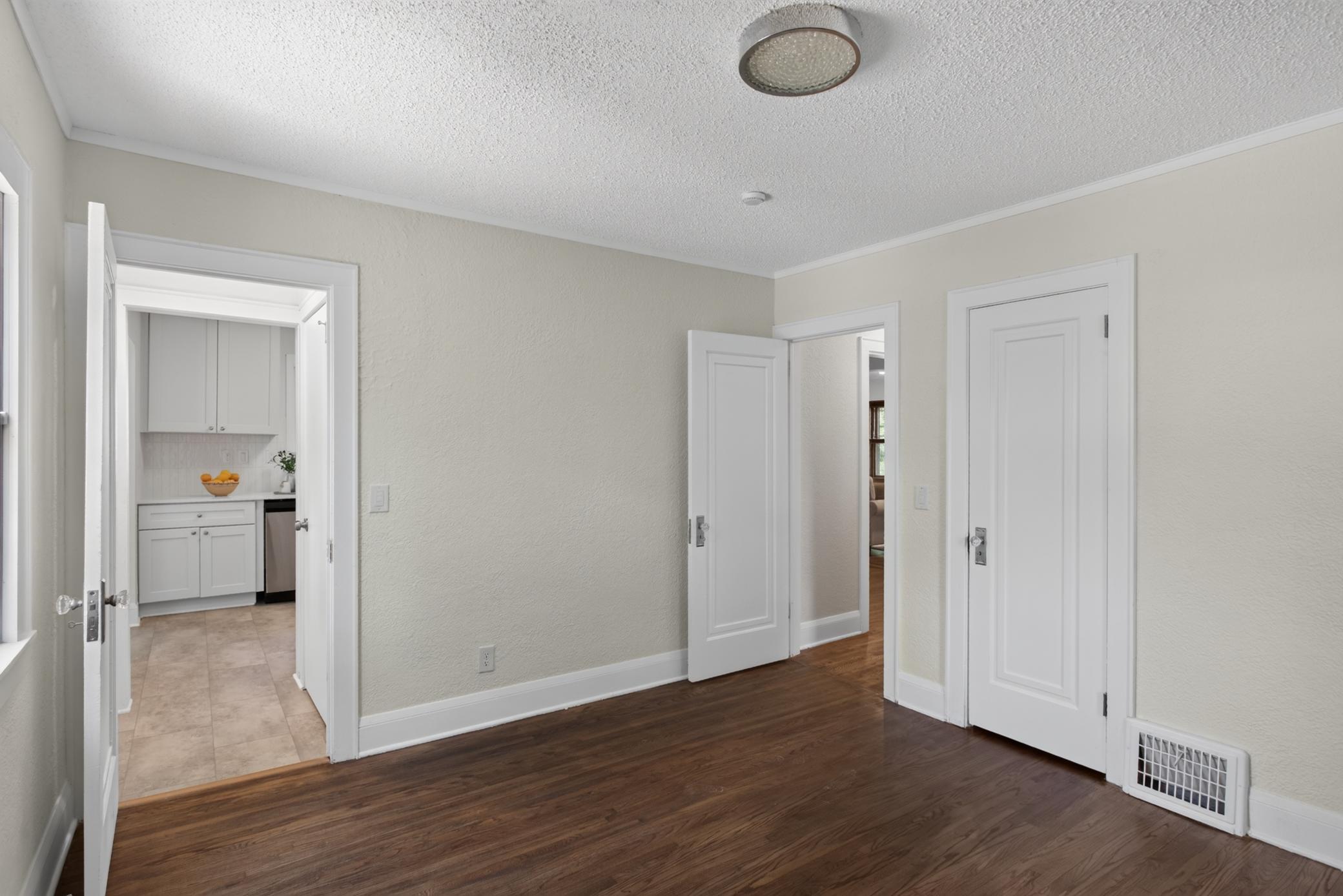 View of Residential at 3807 Hubbard Avenue, Robbinsdale MN 55422, Robbinsdale (18 of 40) - Mike Wilen | Minnesota Team Real Estate