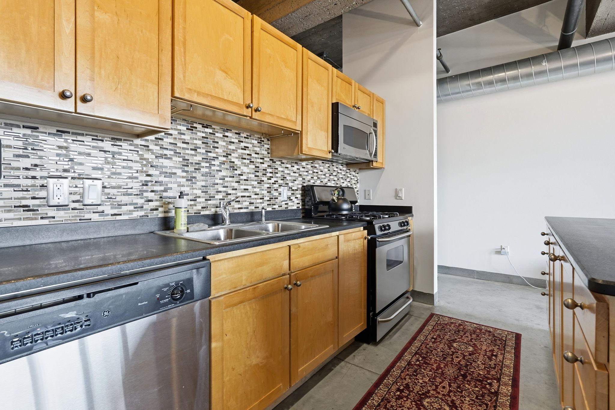 View of Residential at 901 3rd Street #509, Minneapolis MN 55401, Minneapolis (8 of 30) - Mike Wilen | Minnesota Team Real Estate