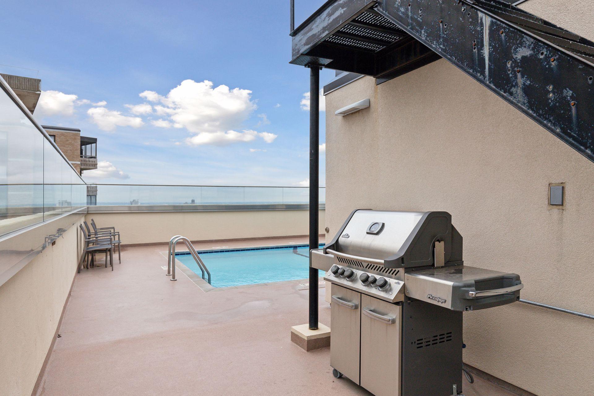 View of Residential at 400 Groveland Avenue #1714, Minneapolis MN 55403, Minneapolis (83 of 89) - Mike Wilen | Minnesota Team Real Estate