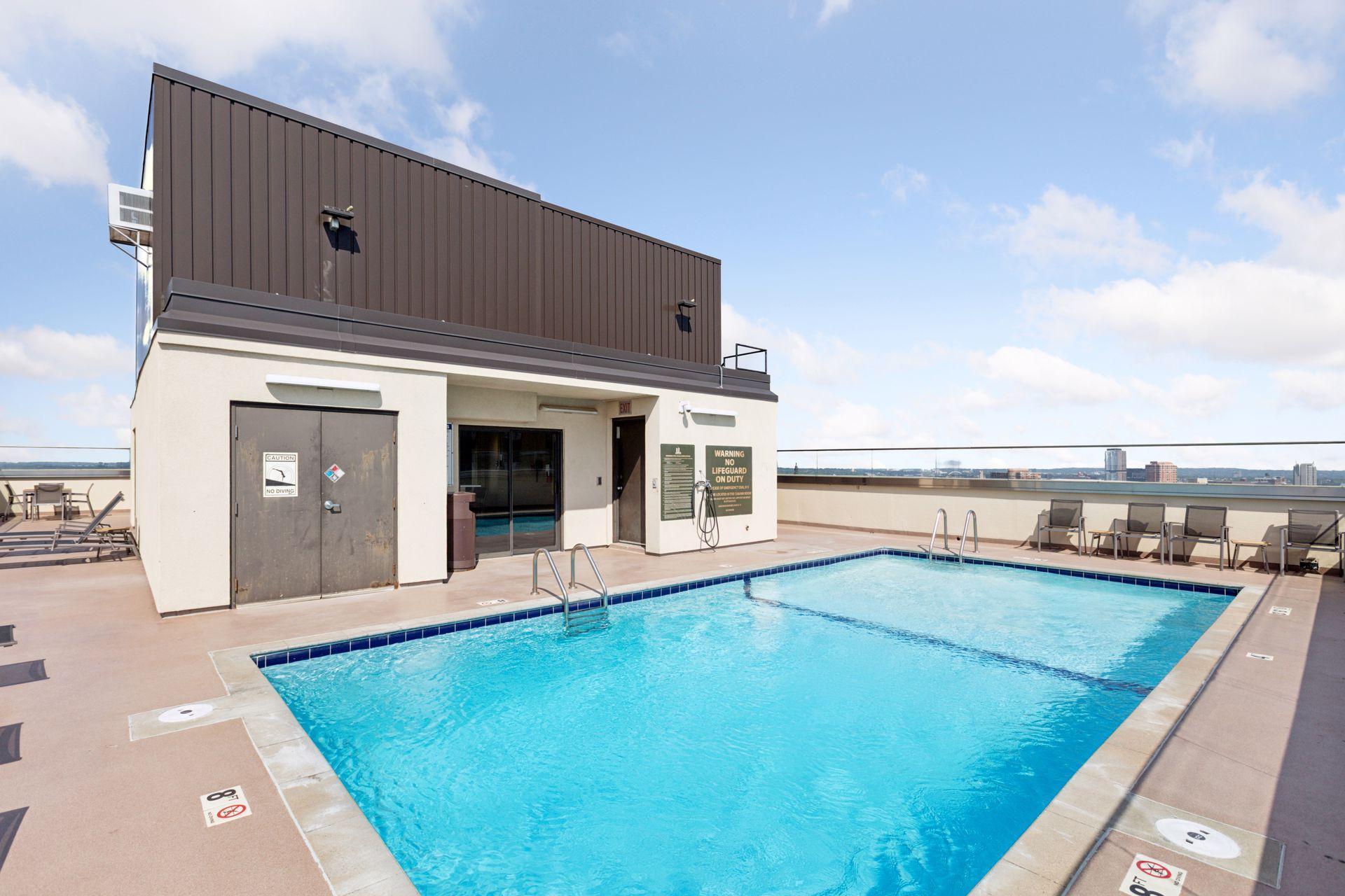 View of Residential at 400 Groveland Avenue #1714, Minneapolis MN 55403, Minneapolis (78 of 89) - Mike Wilen | Minnesota Team Real Estate