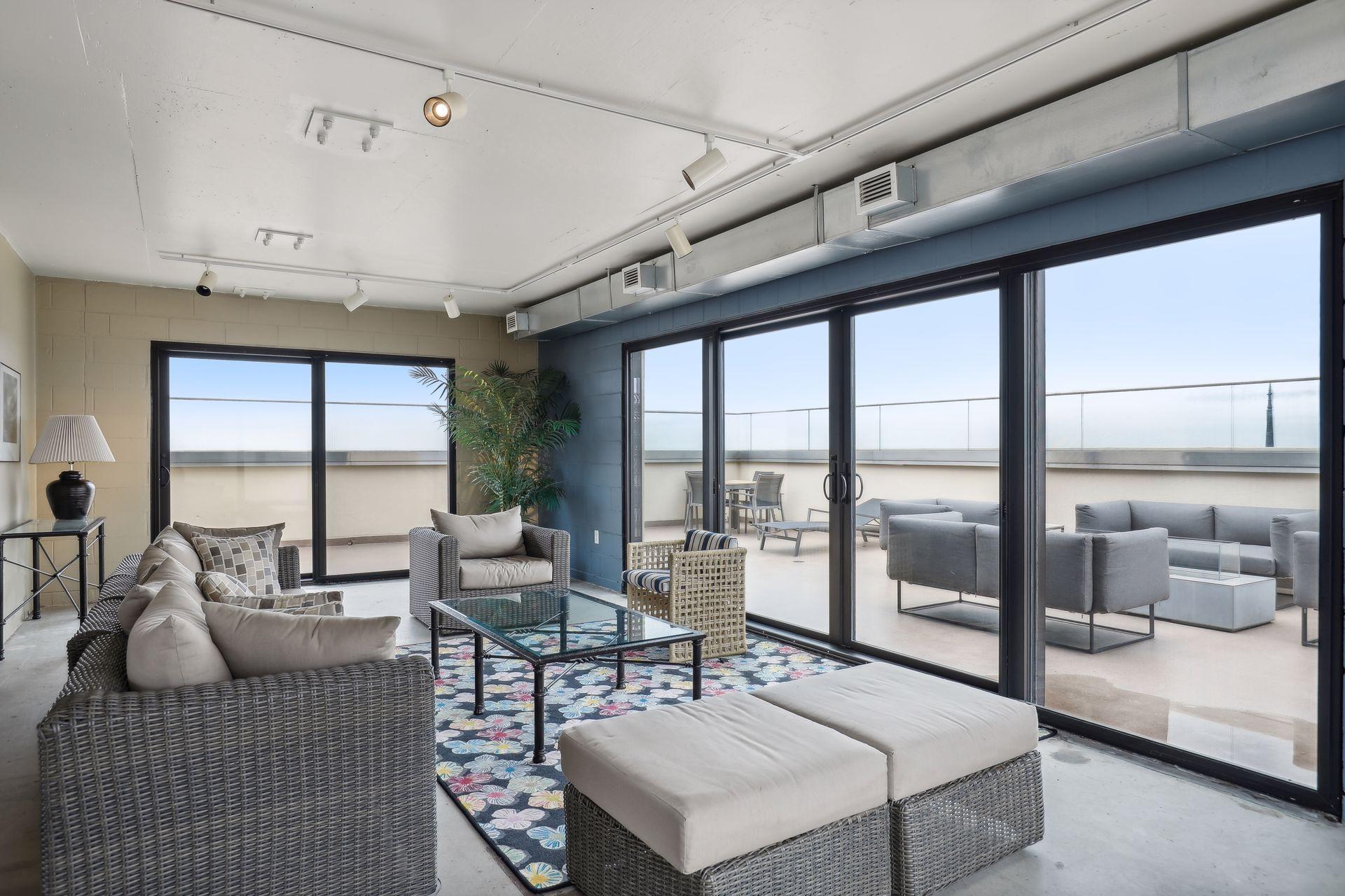 View of Residential at 400 Groveland Avenue #1714, Minneapolis MN 55403, Minneapolis (70 of 89) - Mike Wilen | Minnesota Team Real Estate